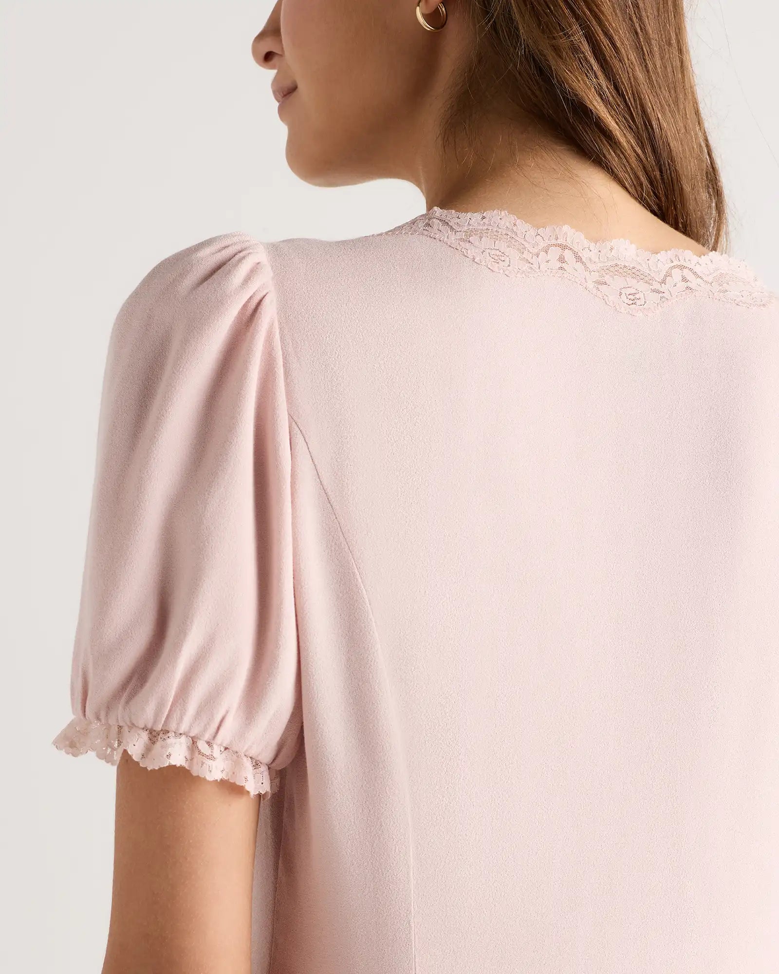 Lightweight Crepe Lace Puff Sleeve Blouse
