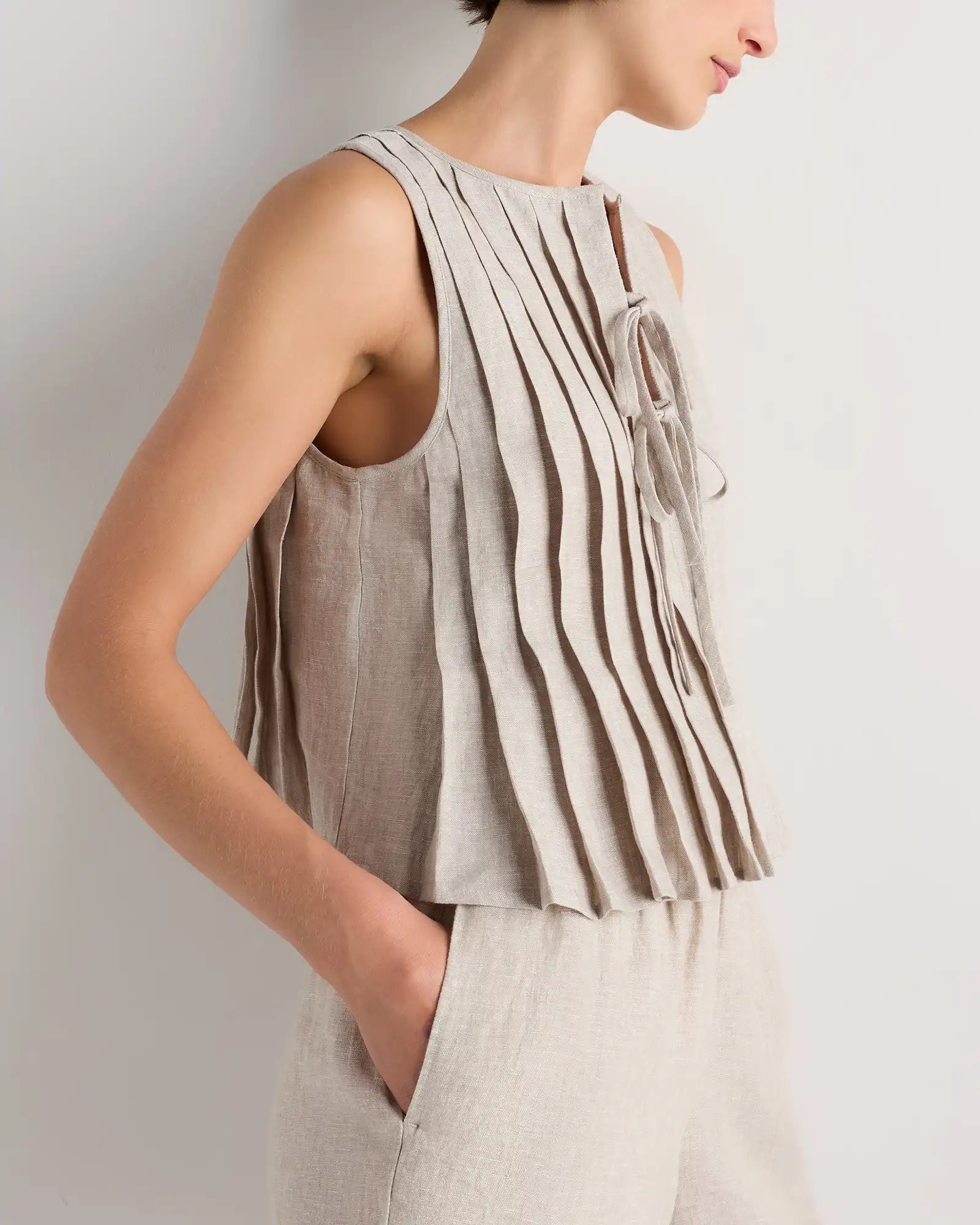 100% European Linen Pleated Tank