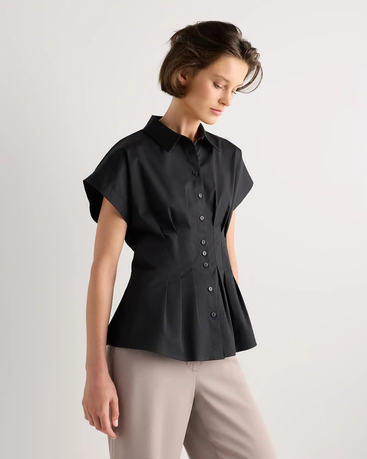 Stretch Twill Pleated Short Sleeve Shirt
