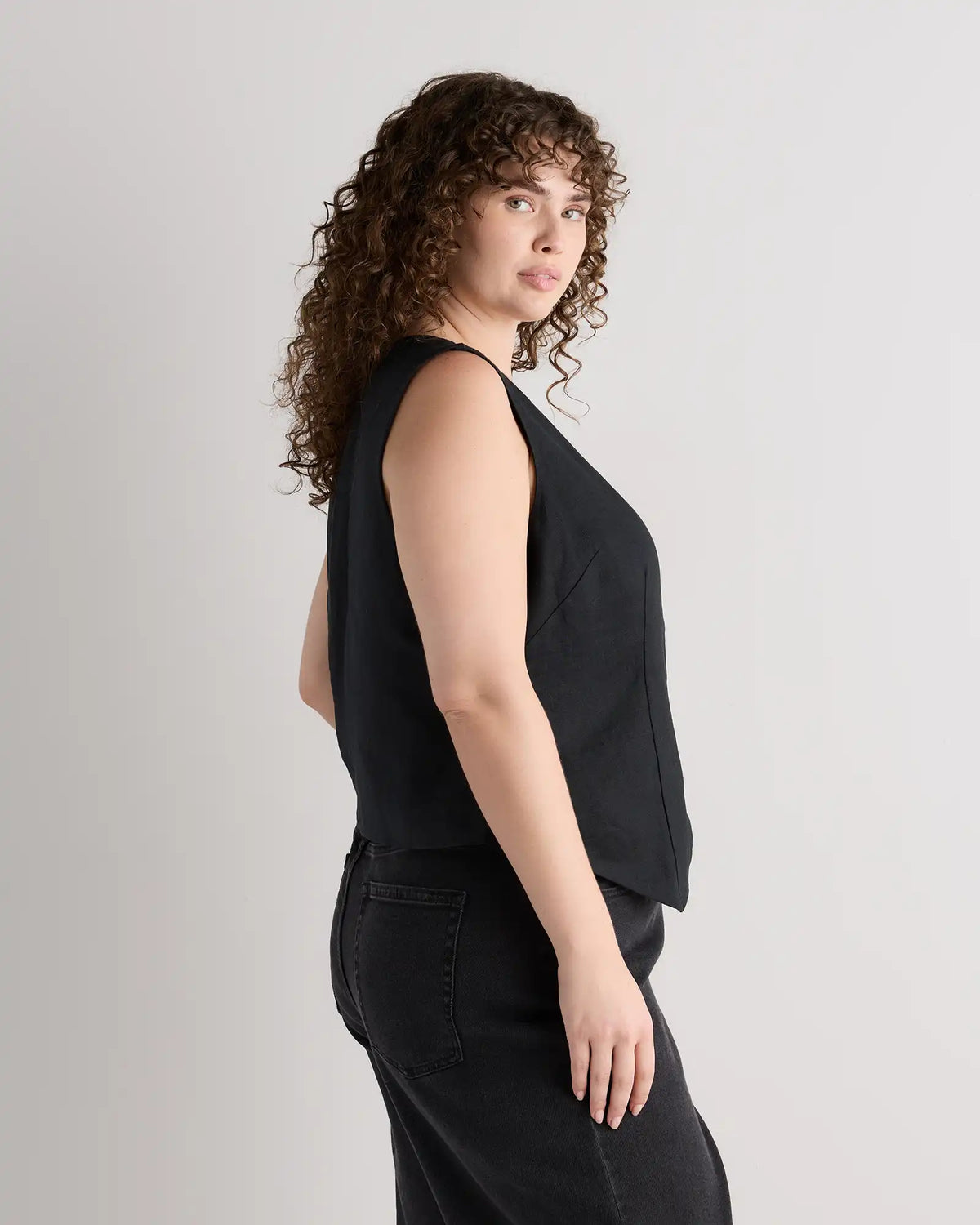 100% European Linen Vest