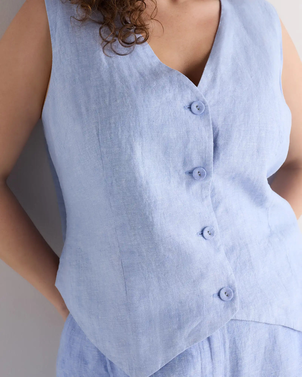 100% European Linen Vest
