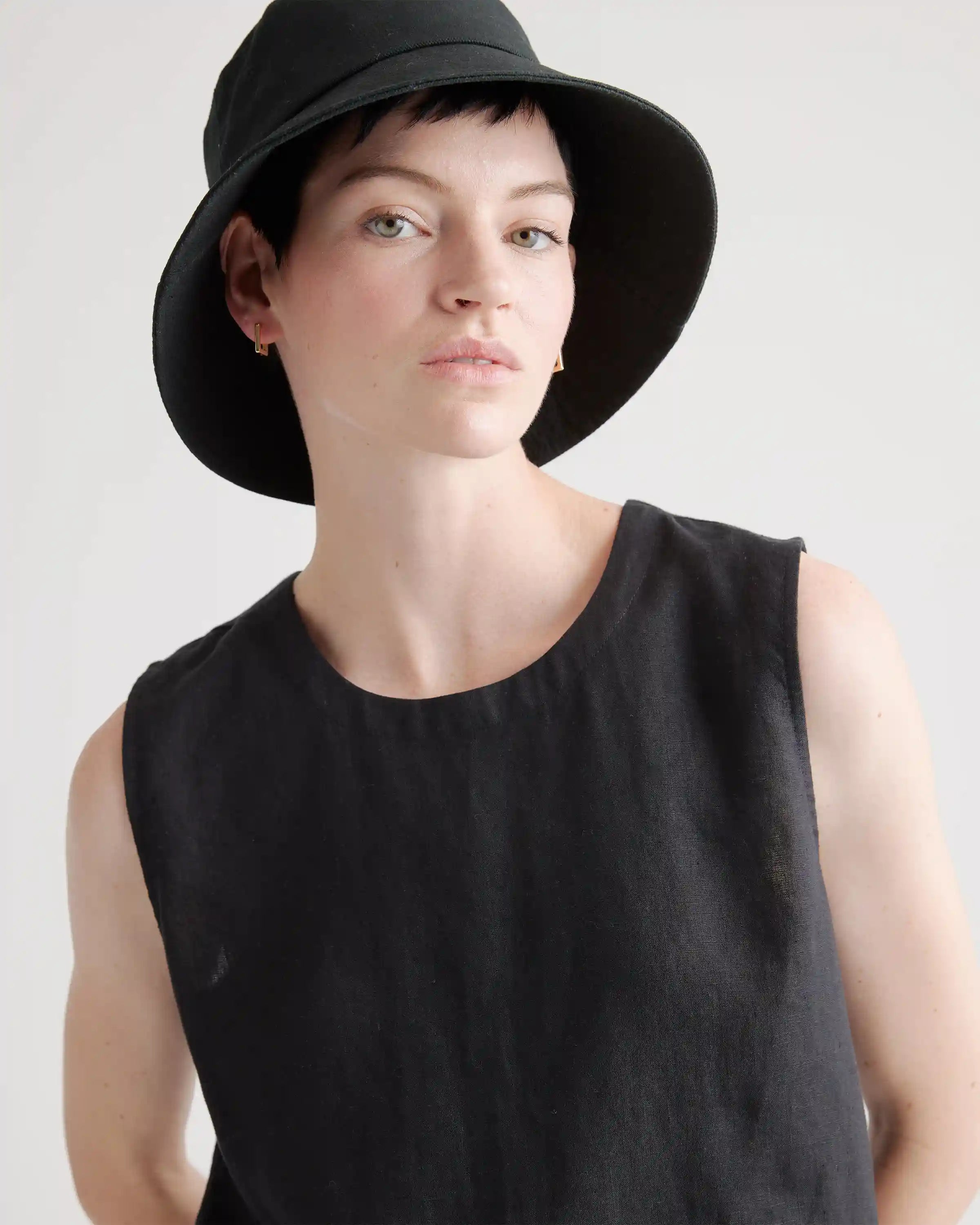 100% European Linen Tank