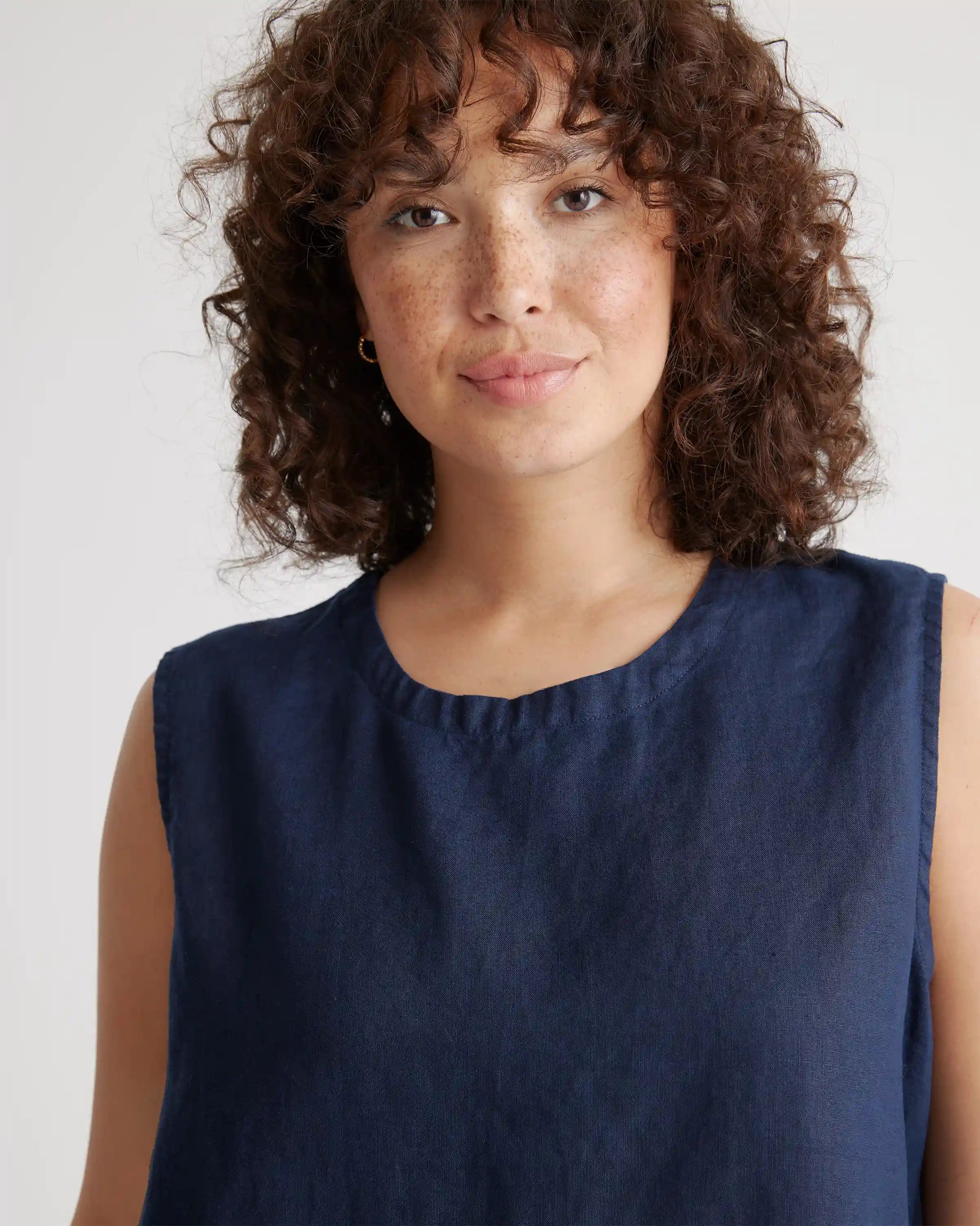 100% European Linen Tank