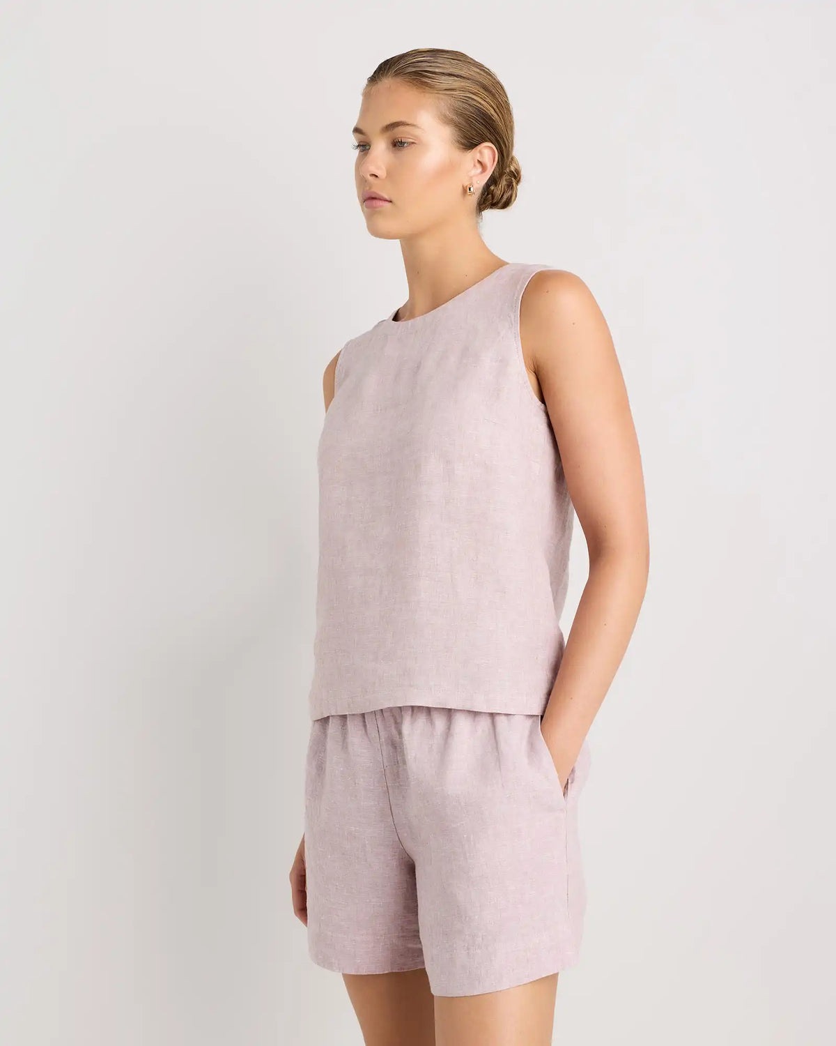 100% European Linen Tank