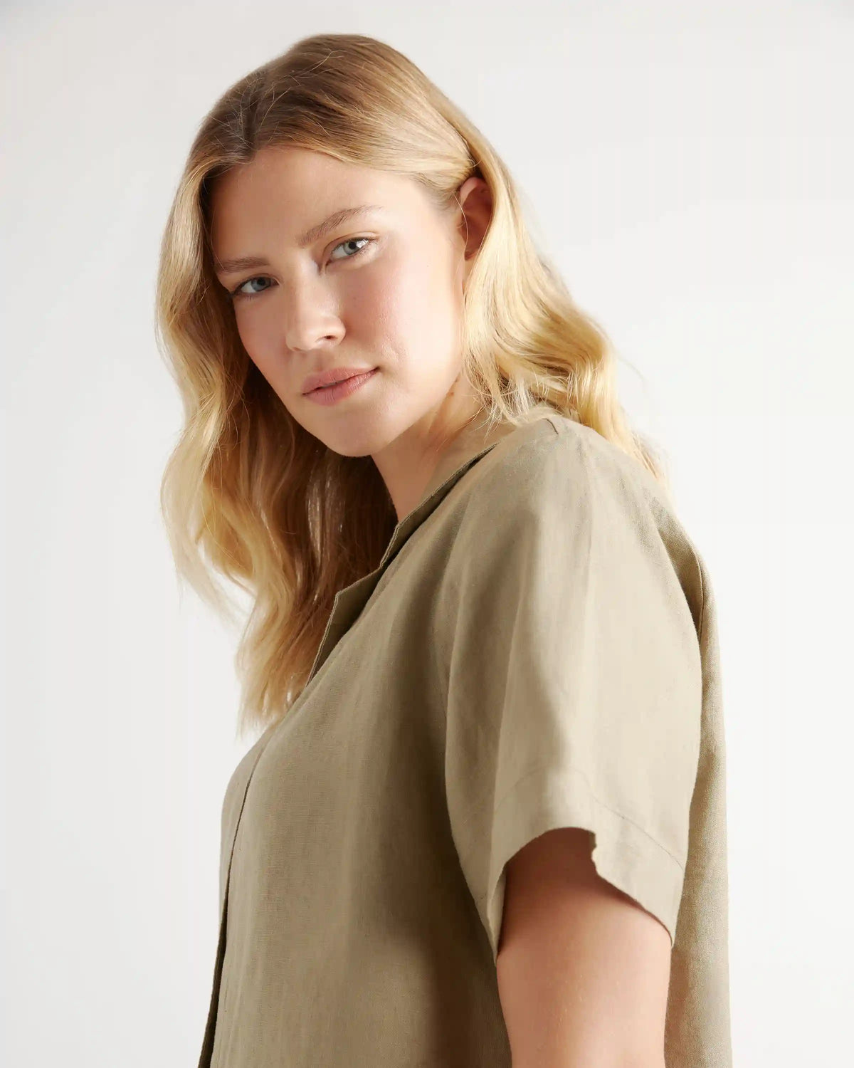 100% European Linen Short Sleeve Shirt
