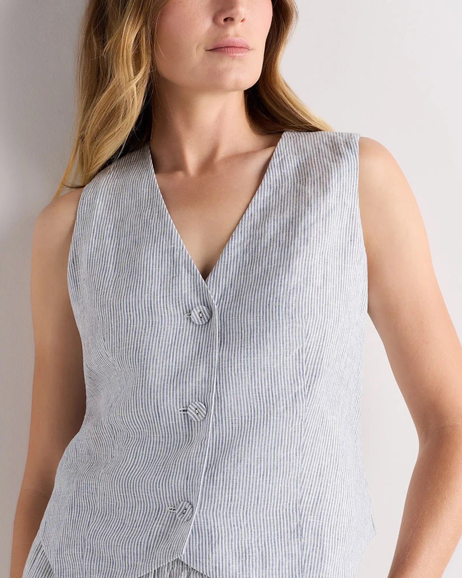 100% European Linen Vest