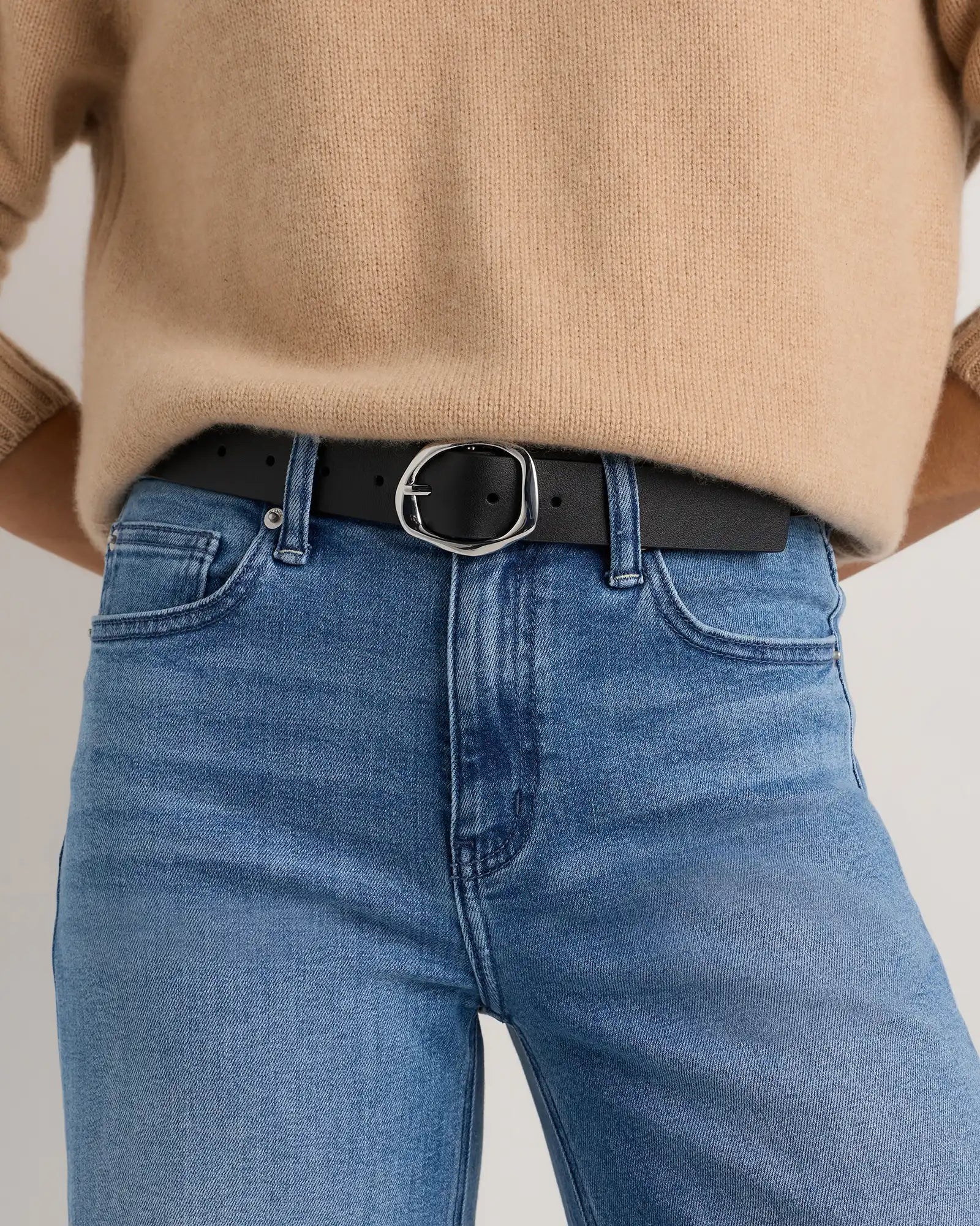Zoe Sculptural European Leather Belt