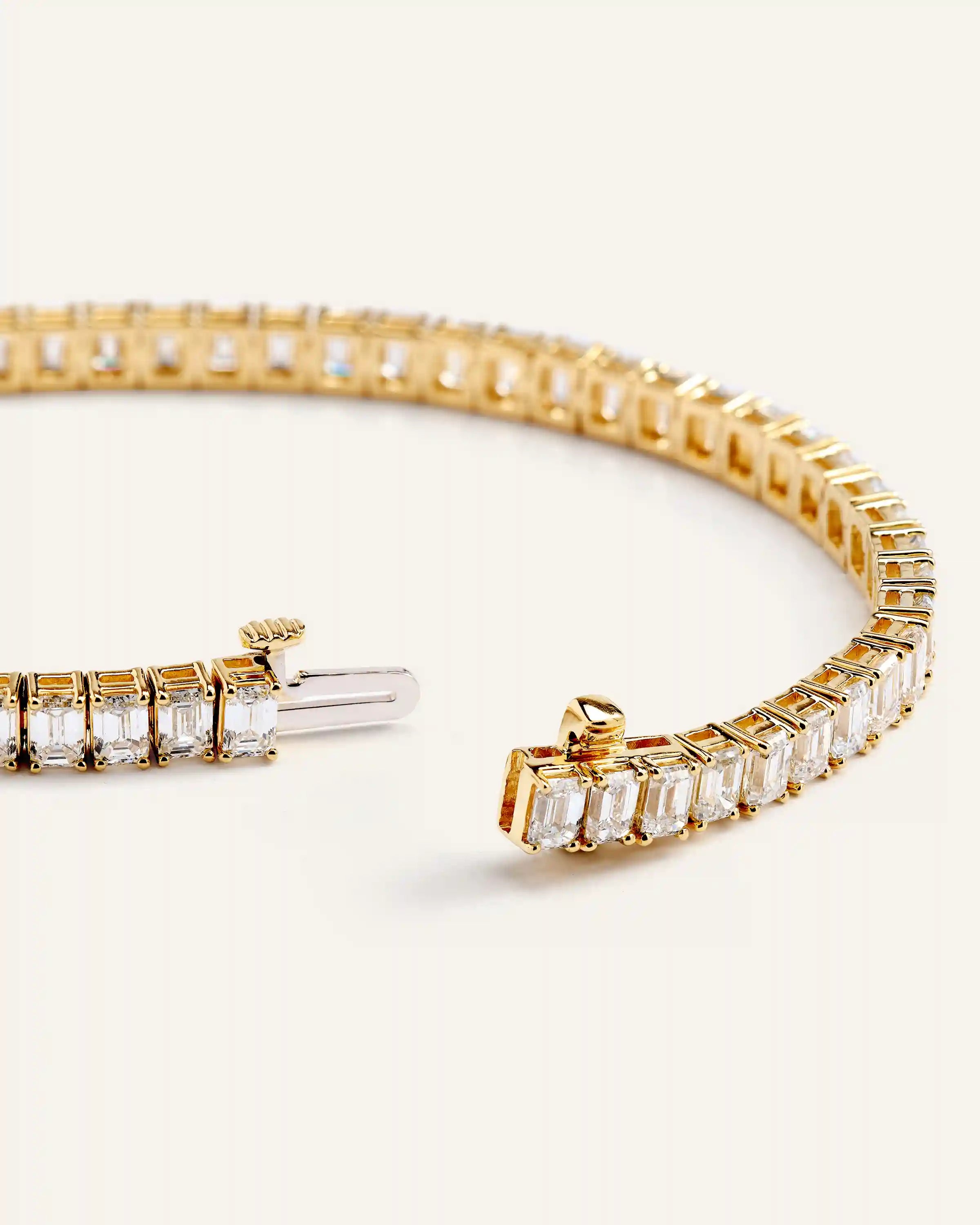 14K Gold Lab Grown Diamond North-South Emerald Tennis Bracelet - 10ctw