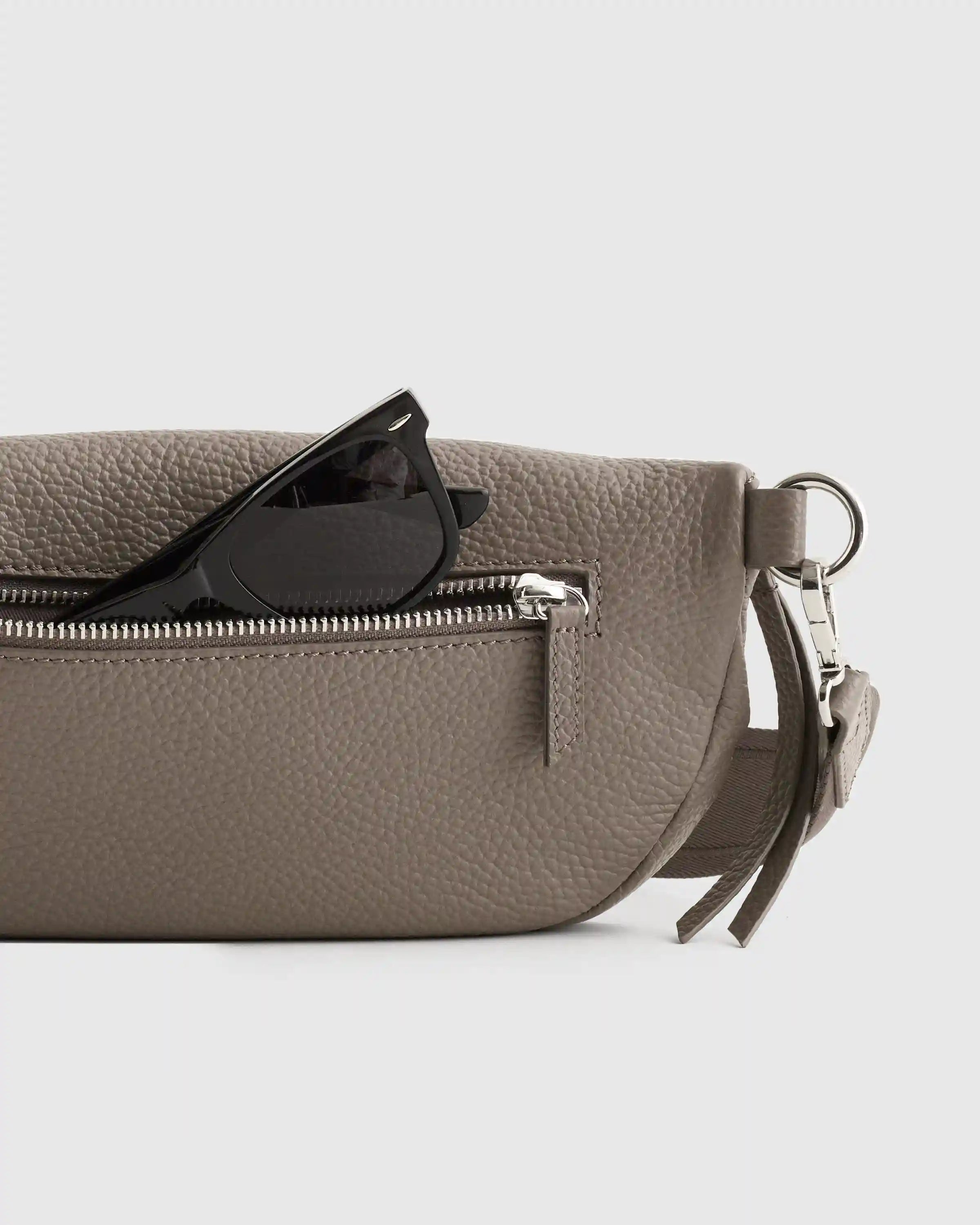 Quinn Sling Bag