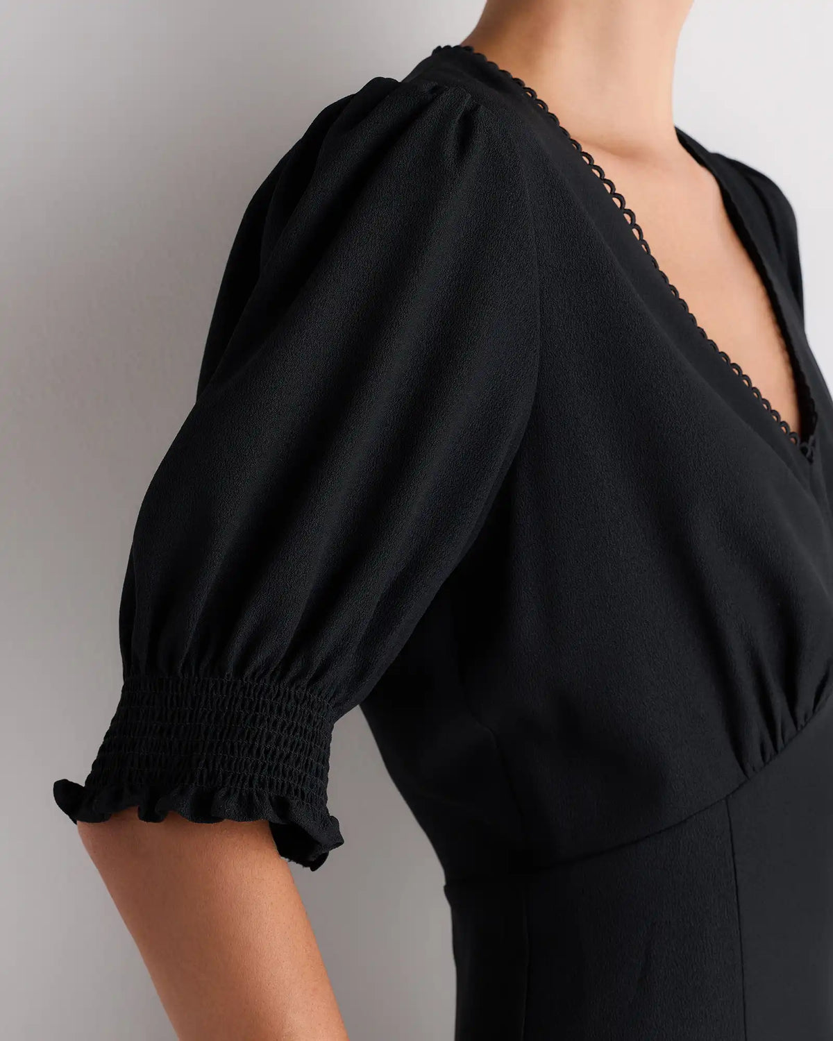 Matte Crepe Puff Sleeve Midi Dress