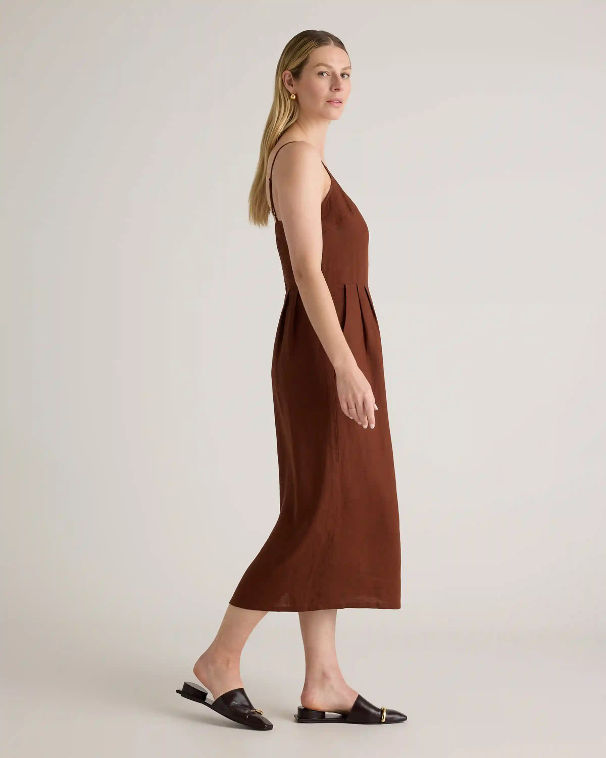 100% European Linen Scoop Neck Midi Dress