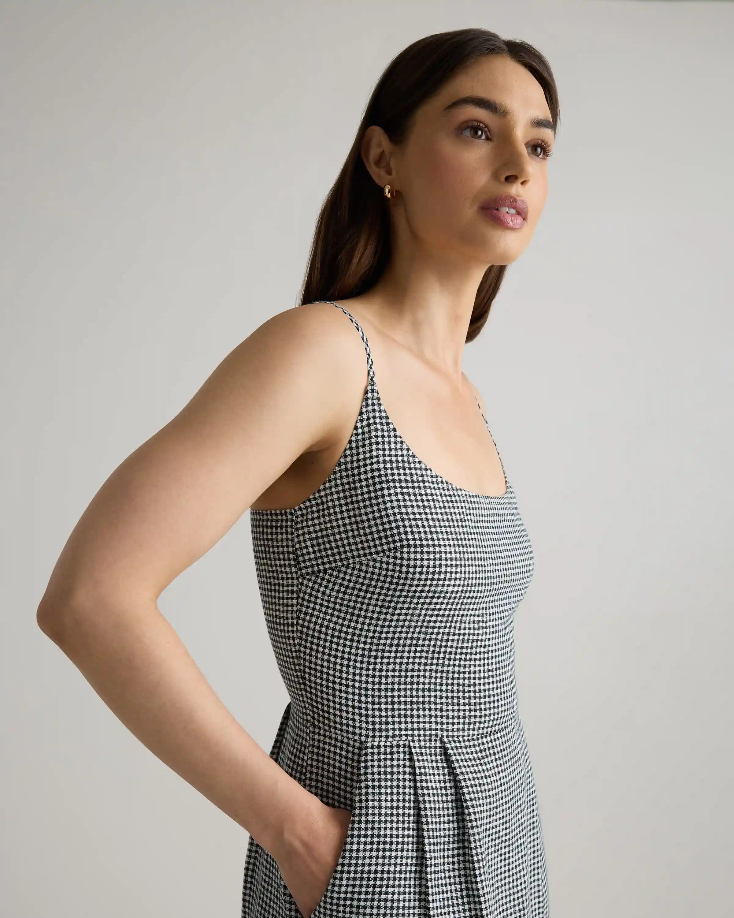100% European Linen Scoop Neck Midi Dress
