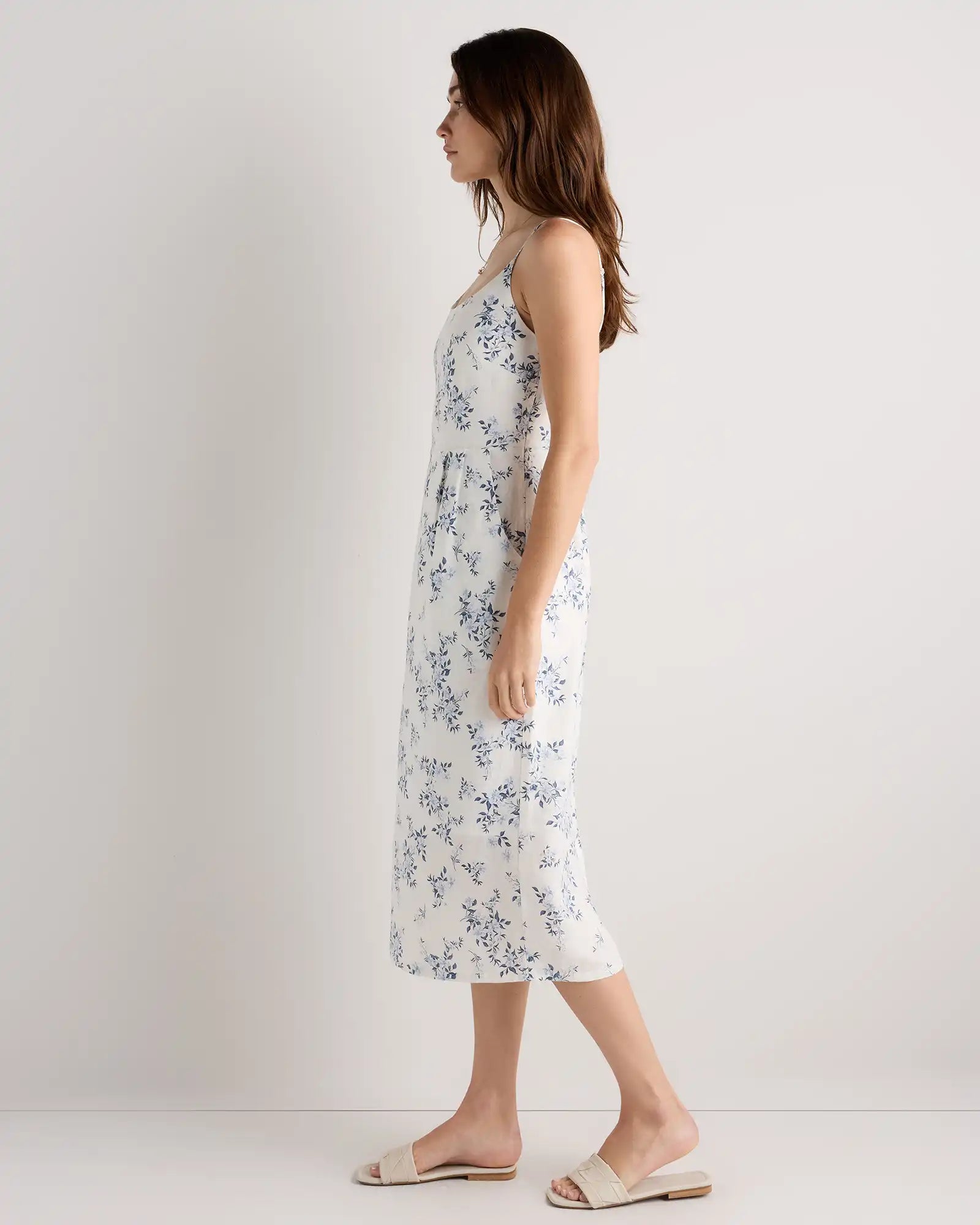 100% European Linen Scoop Neck Midi Dress