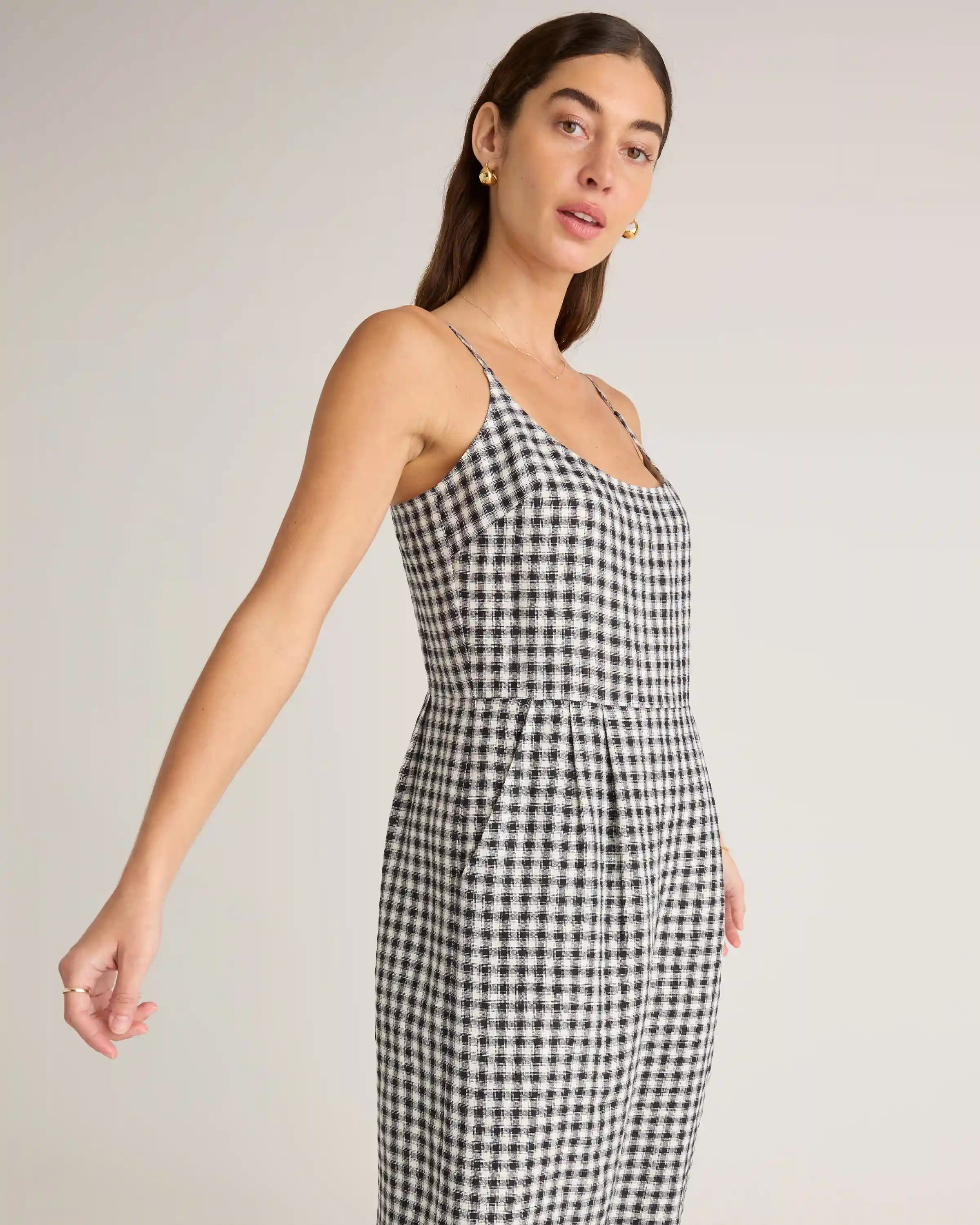 100% European Linen Scoop Neck Midi Dress