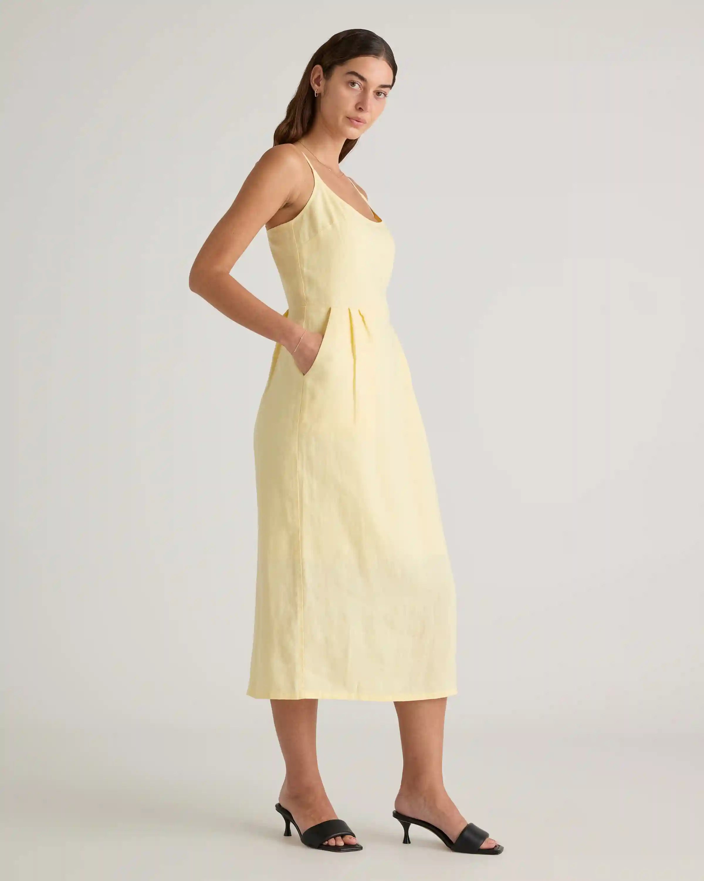 100% European Linen Scoop Neck Midi Dress