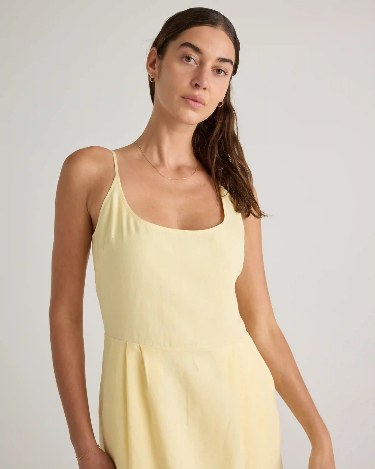 100% European Linen Scoop Neck Midi Dress