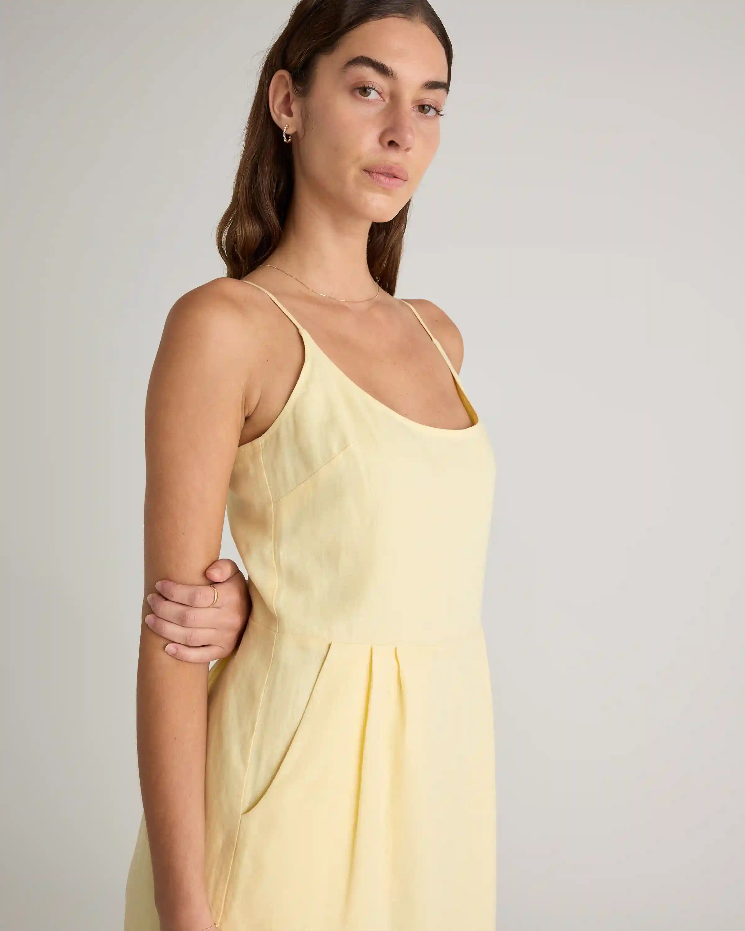 100% European Linen Scoop Neck Midi Dress