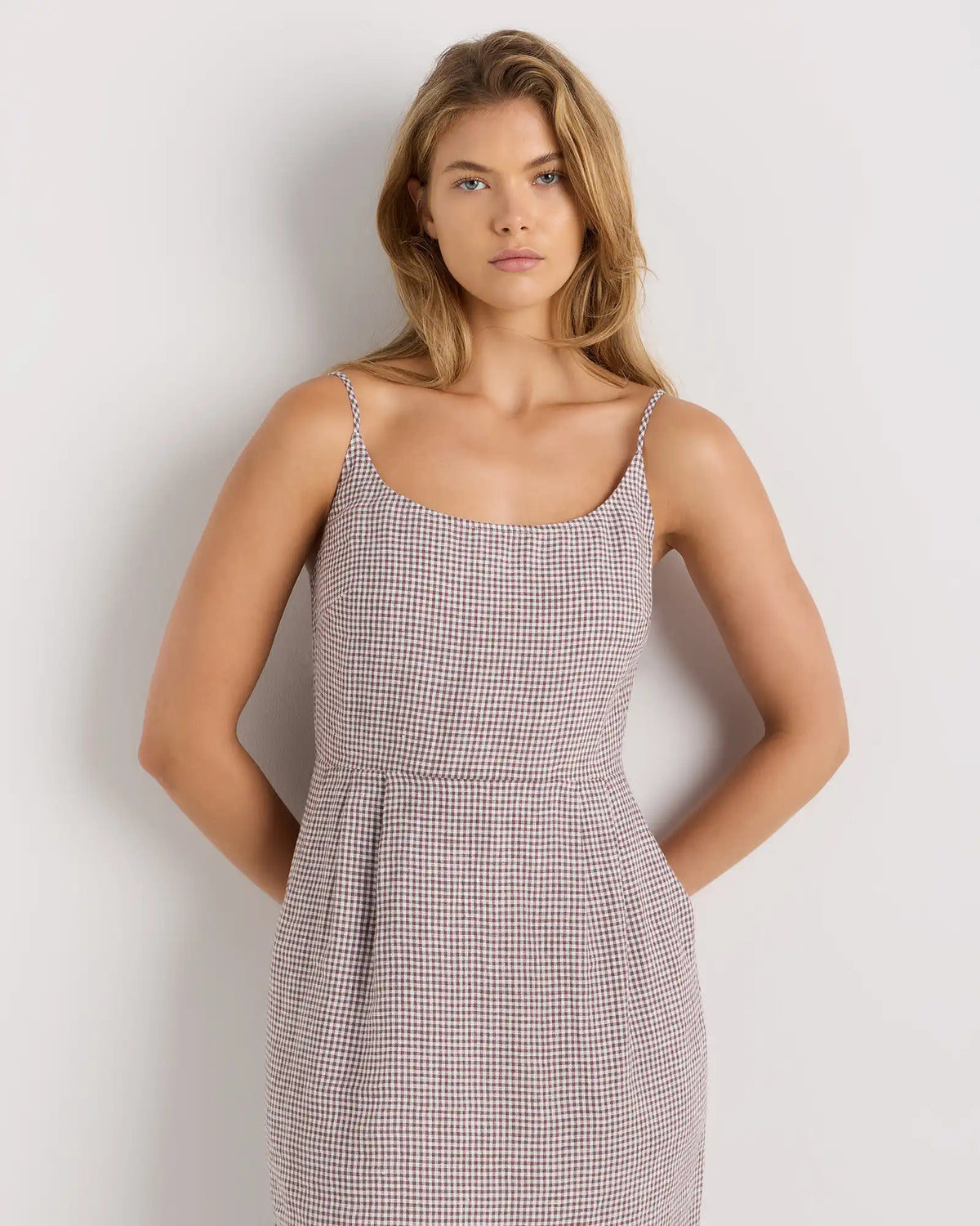 100% European Linen Scoop Neck Midi Dress