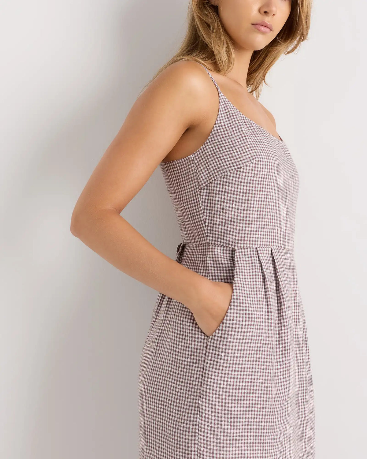 100% European Linen Scoop Neck Midi Dress