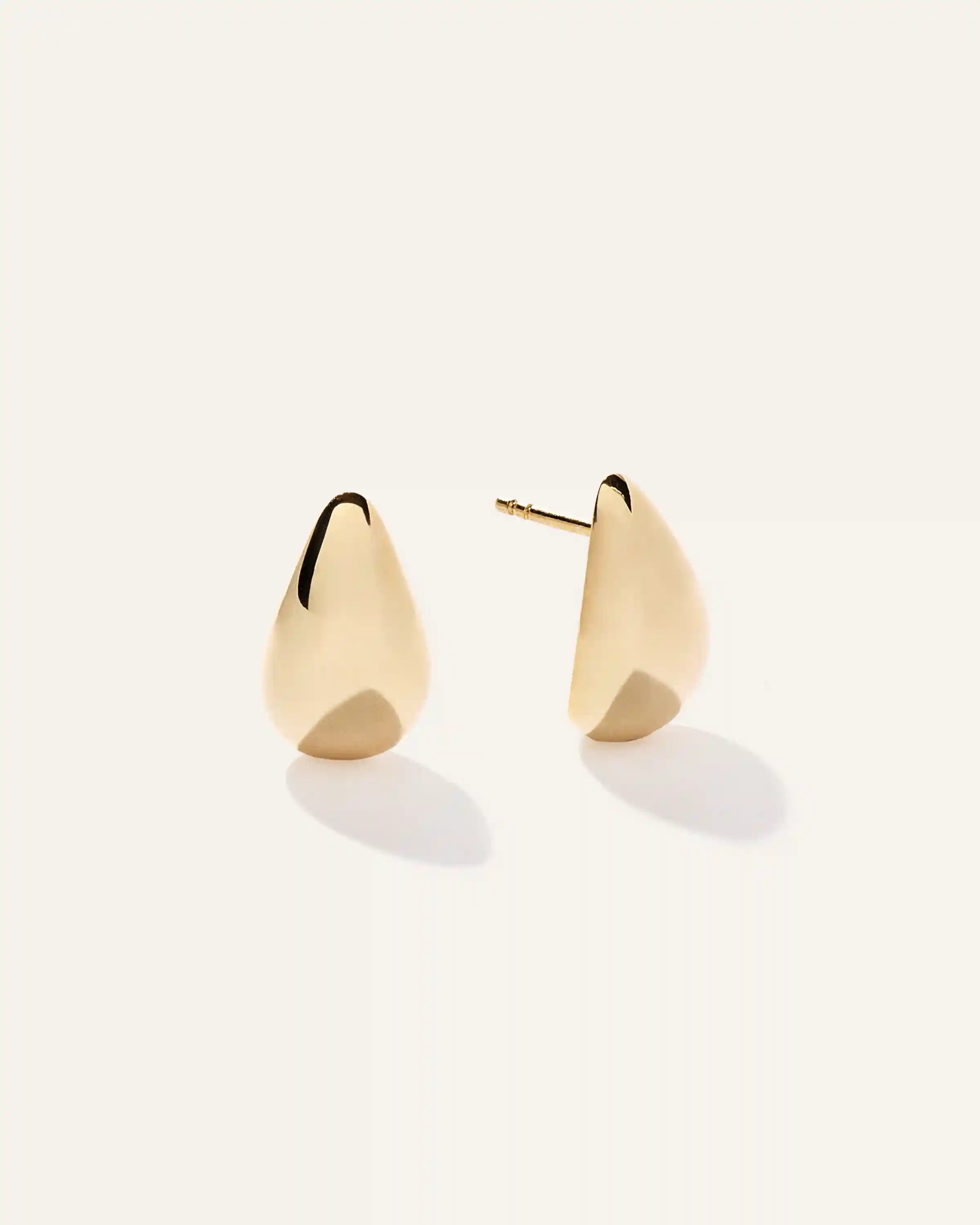 14K Gold Small Teardrop Earrings