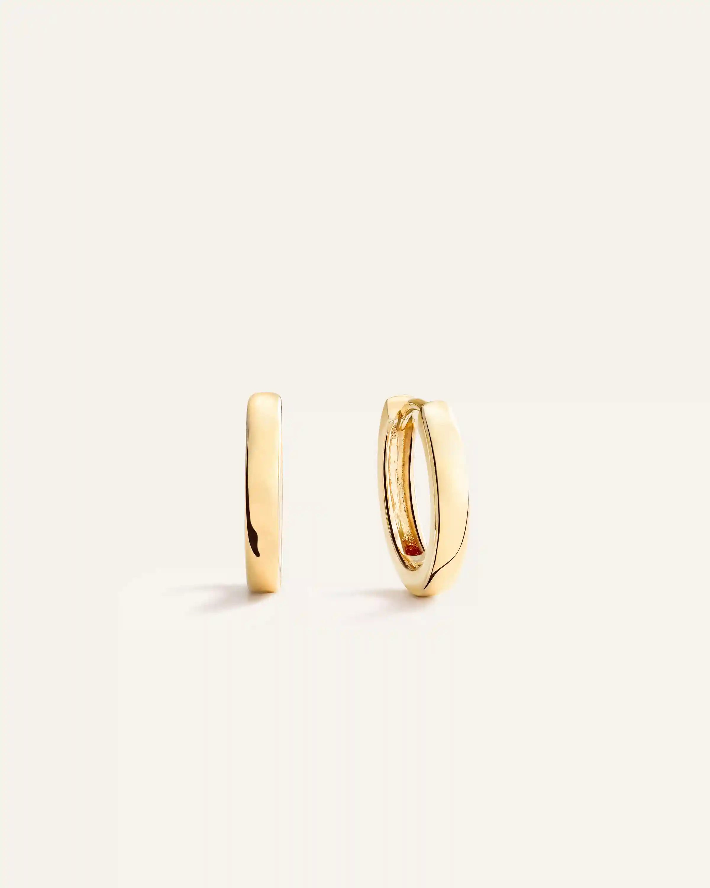 Huggie Hoops