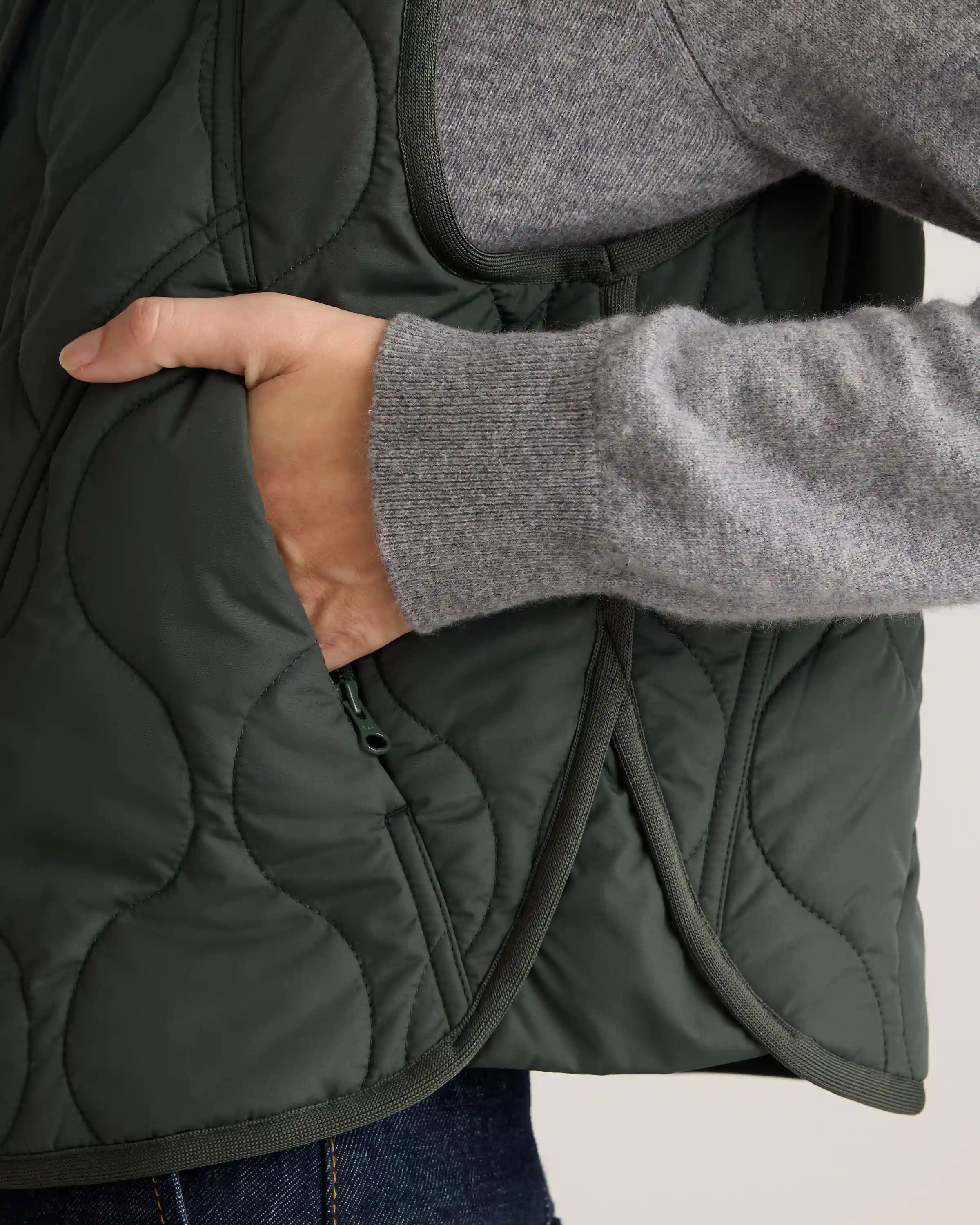 Featherless Quilted Puffer Vest