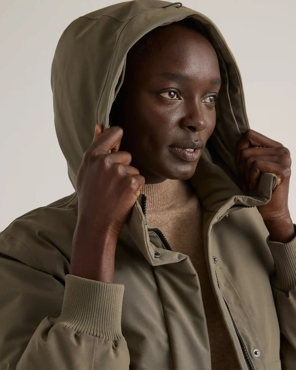 Responsible Down Hooded Short Parka