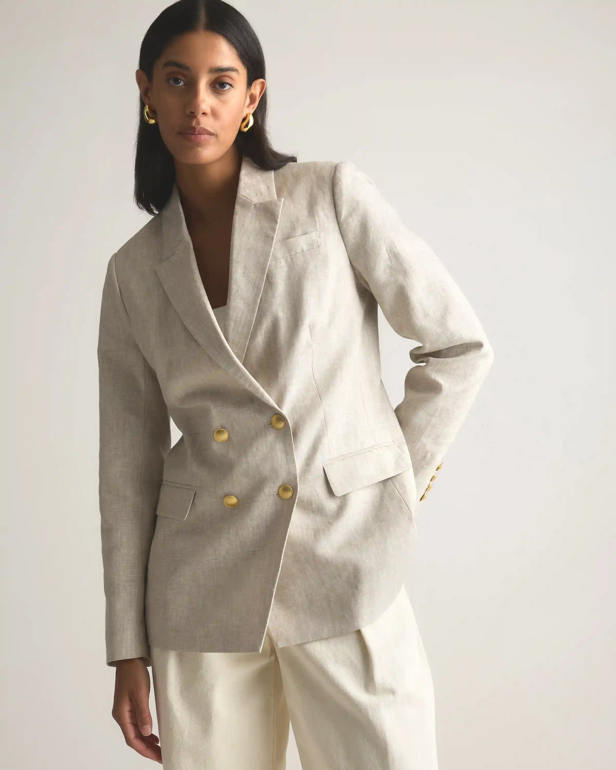 100% European Linen Relaxed Double-Breasted Blazer