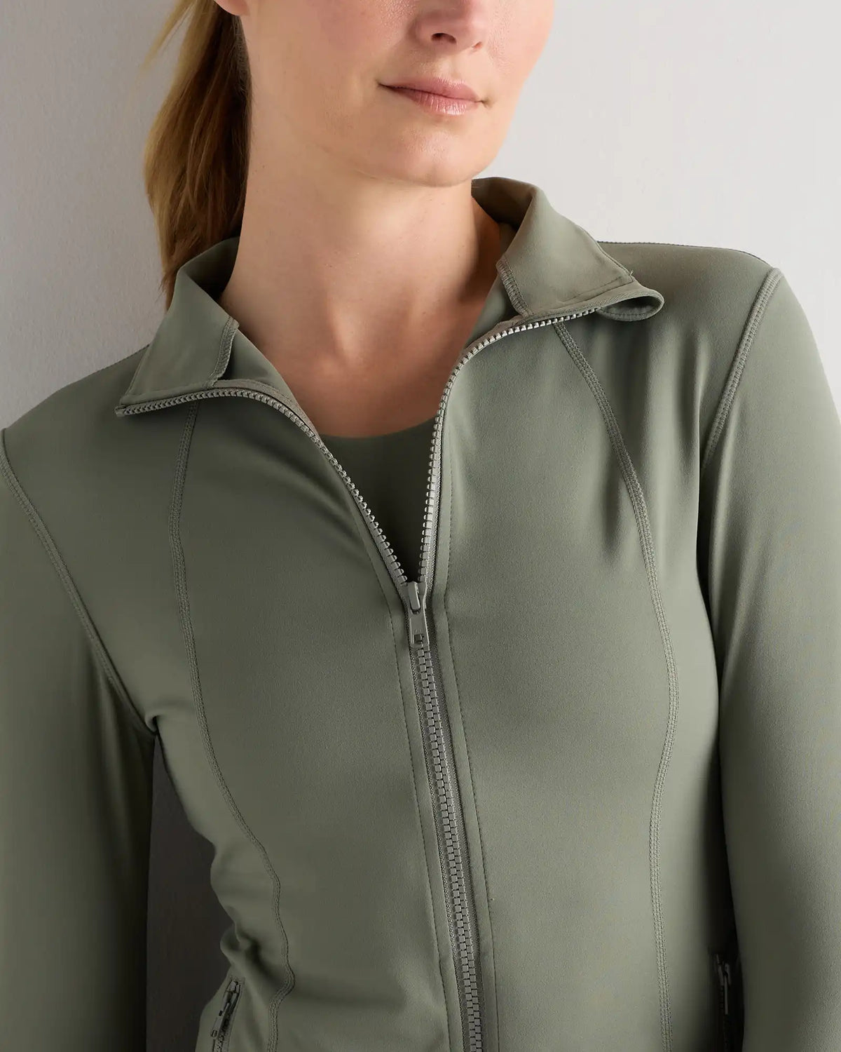 Ultra-Form Contour Jacket