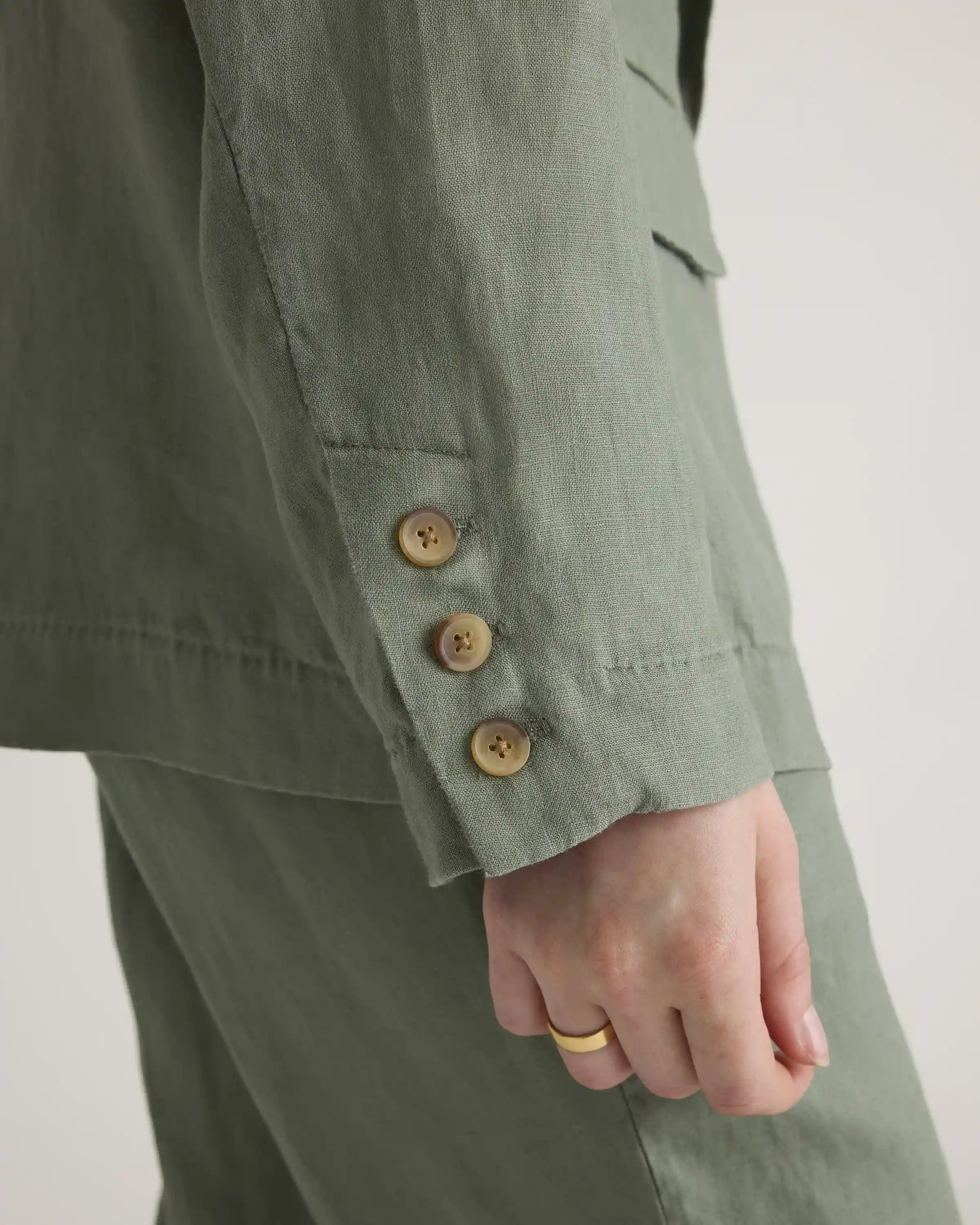 100% European Linen Blazer