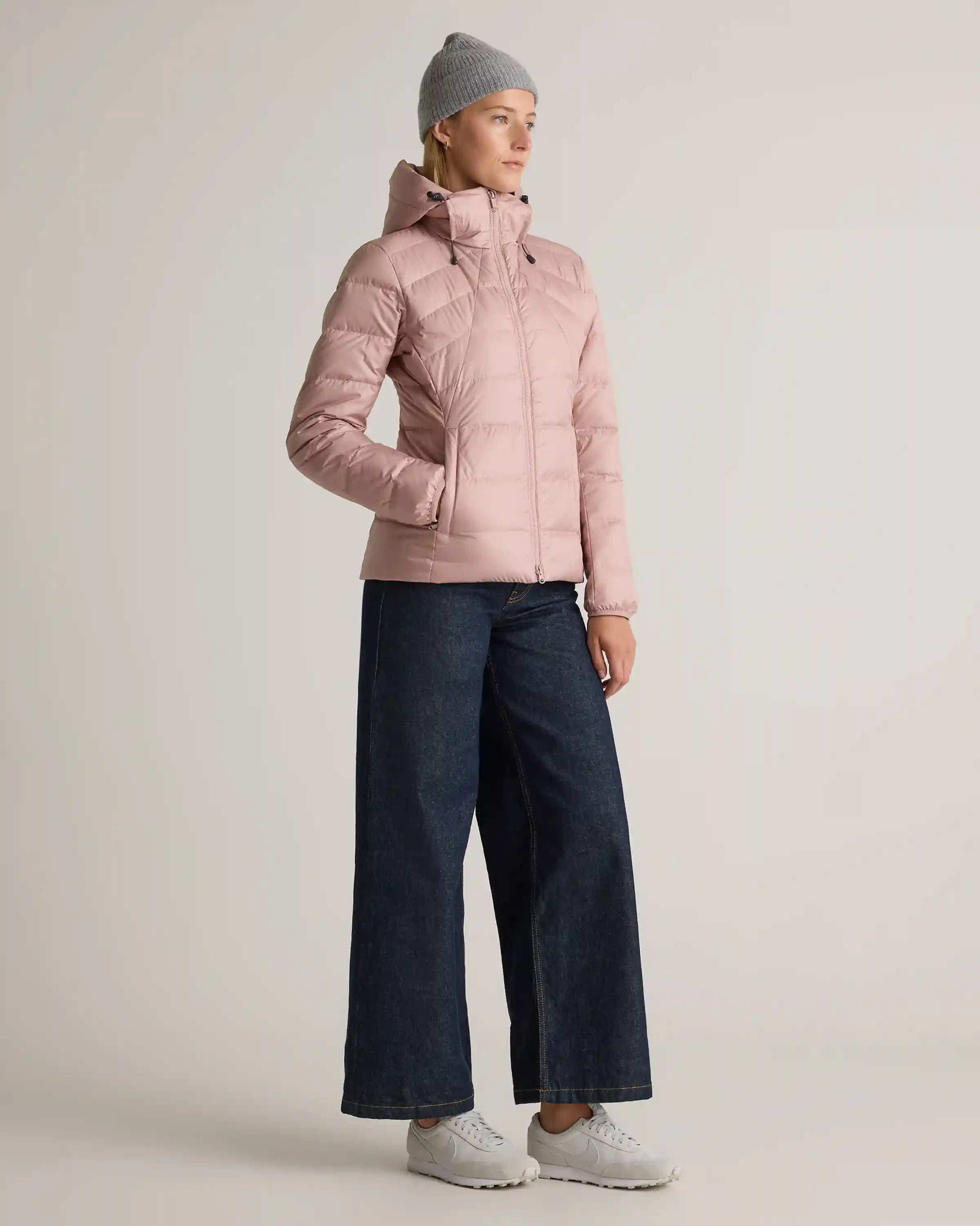 Lightweight Down Packable Puffer Hooded Jacket