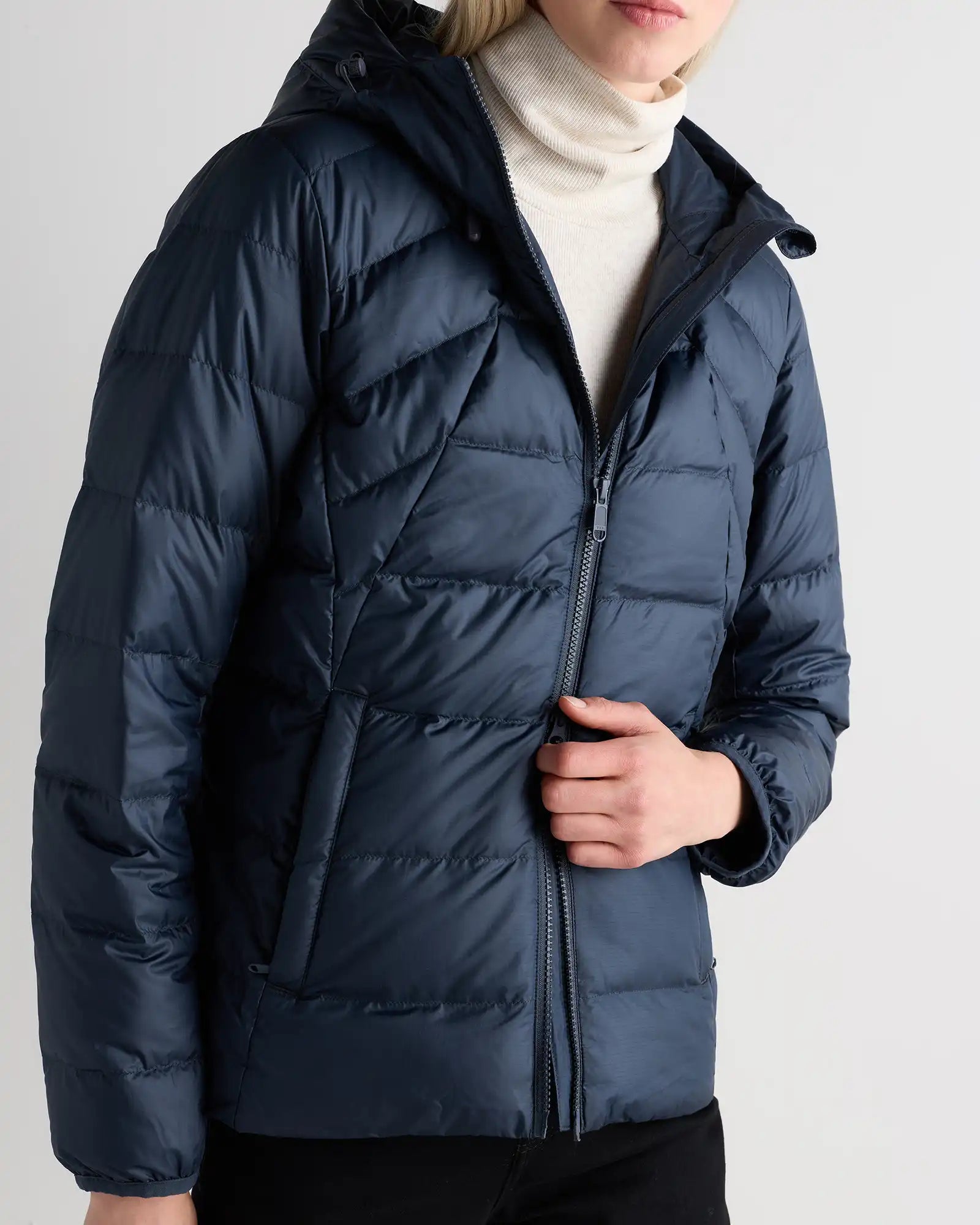 Lightweight Down Packable Puffer Hooded Jacket
