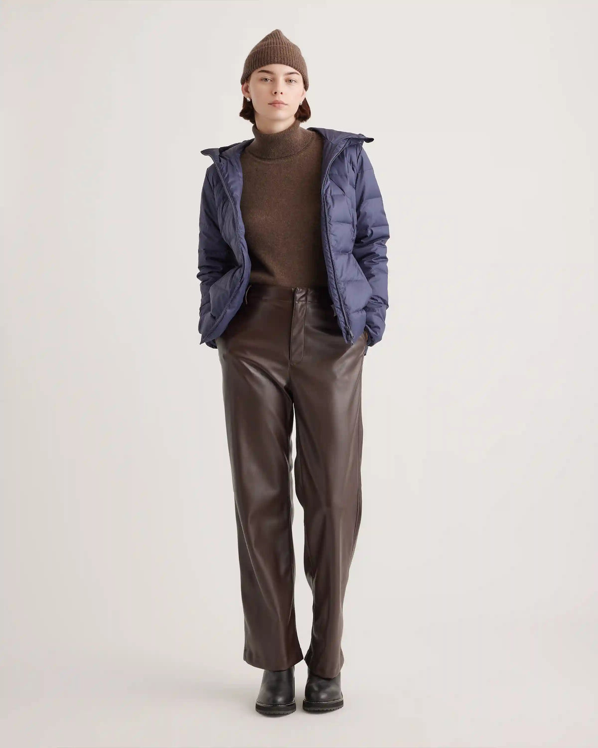 Lightweight Down Packable Puffer Hooded Jacket