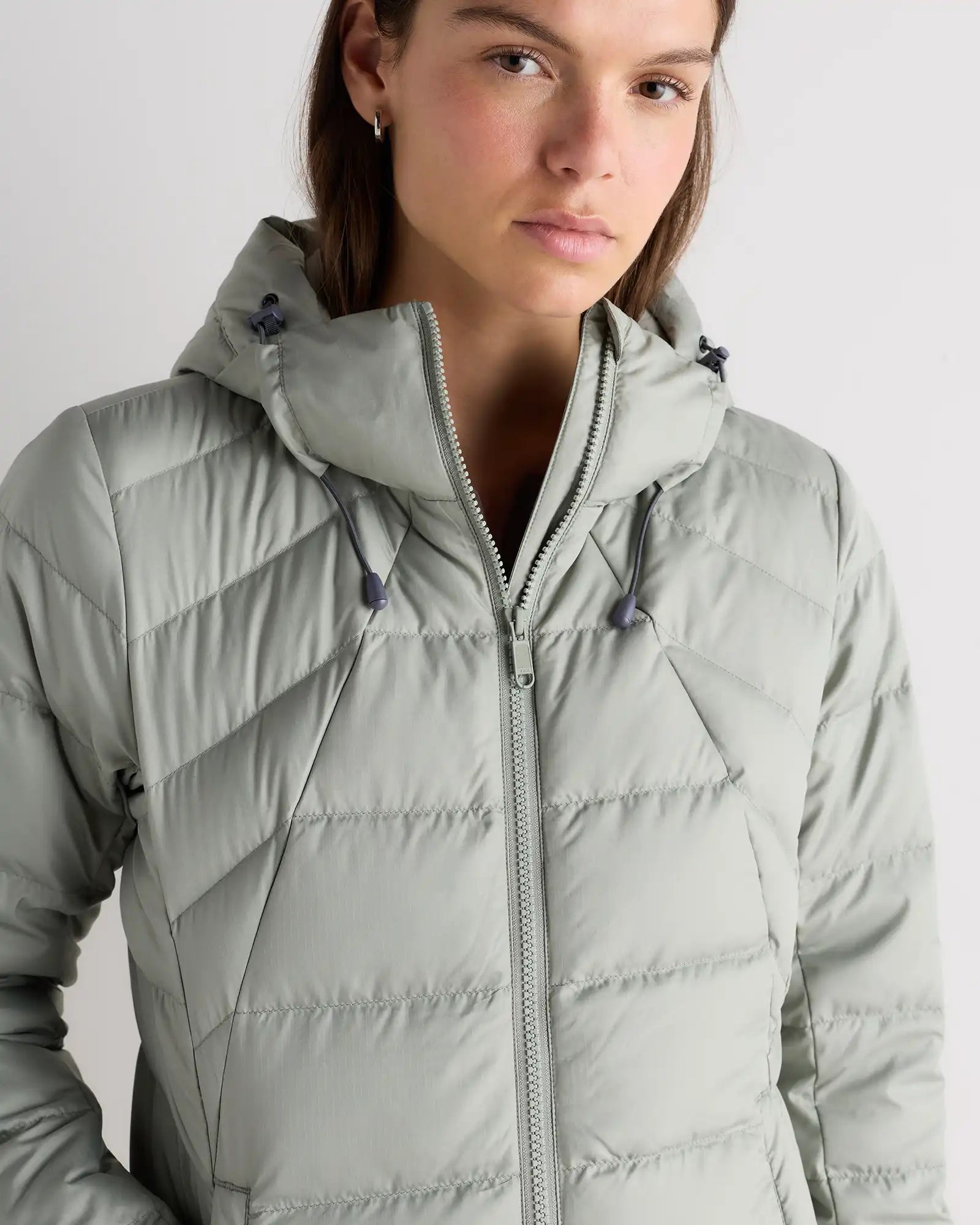 Lightweight Down Packable Puffer Hooded Jacket