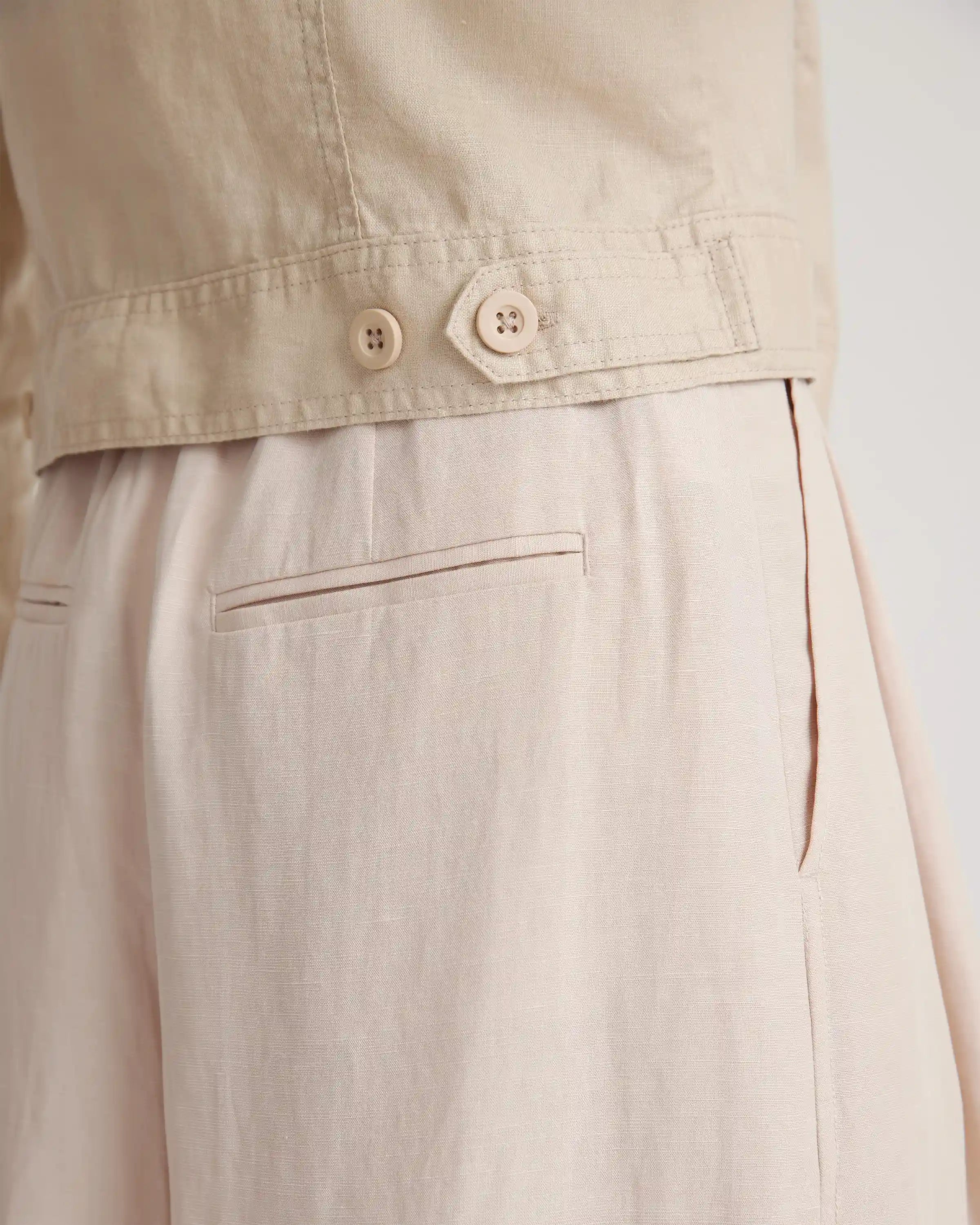 100% European Linen Jacket