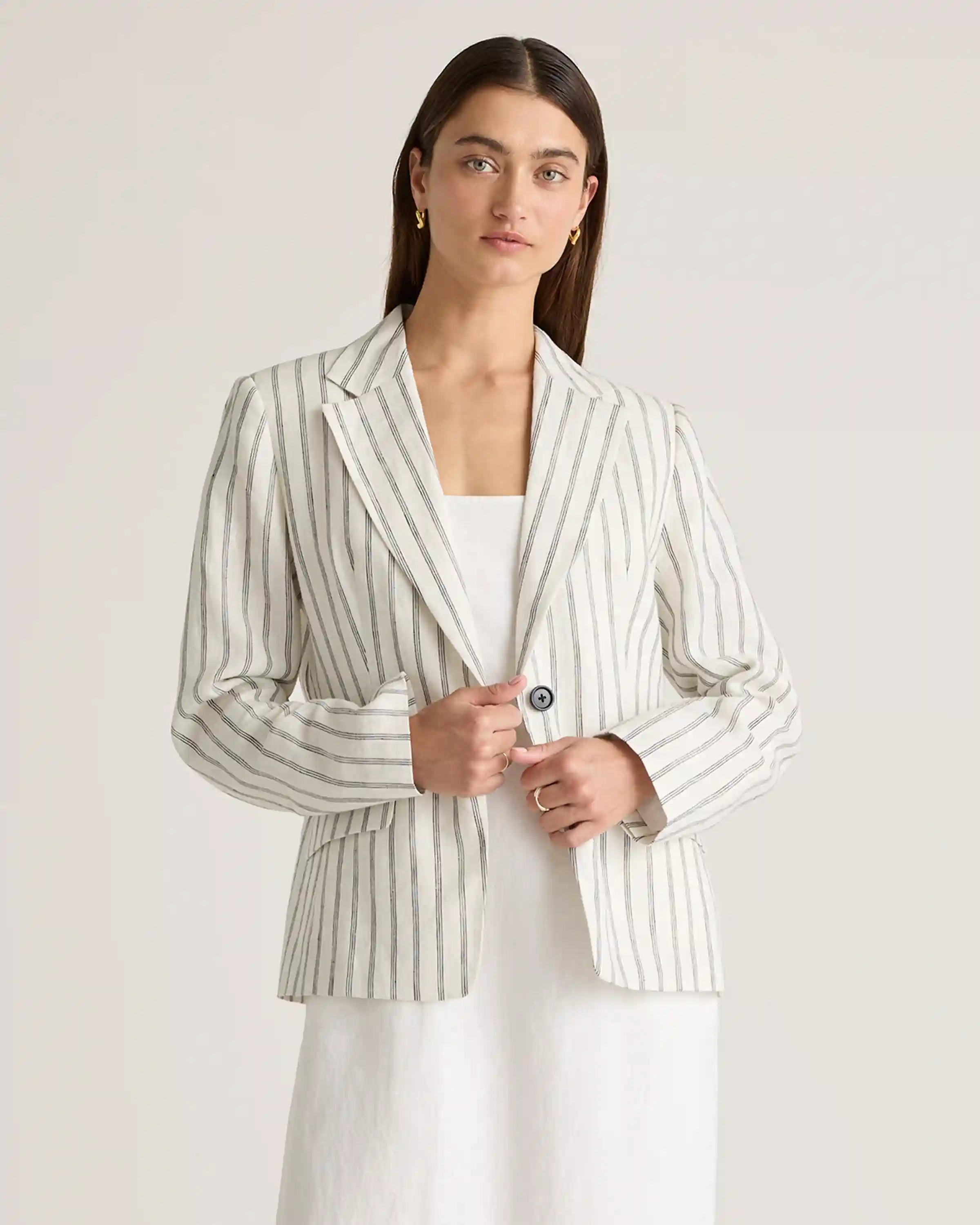 100% European Linen Structured Blazer