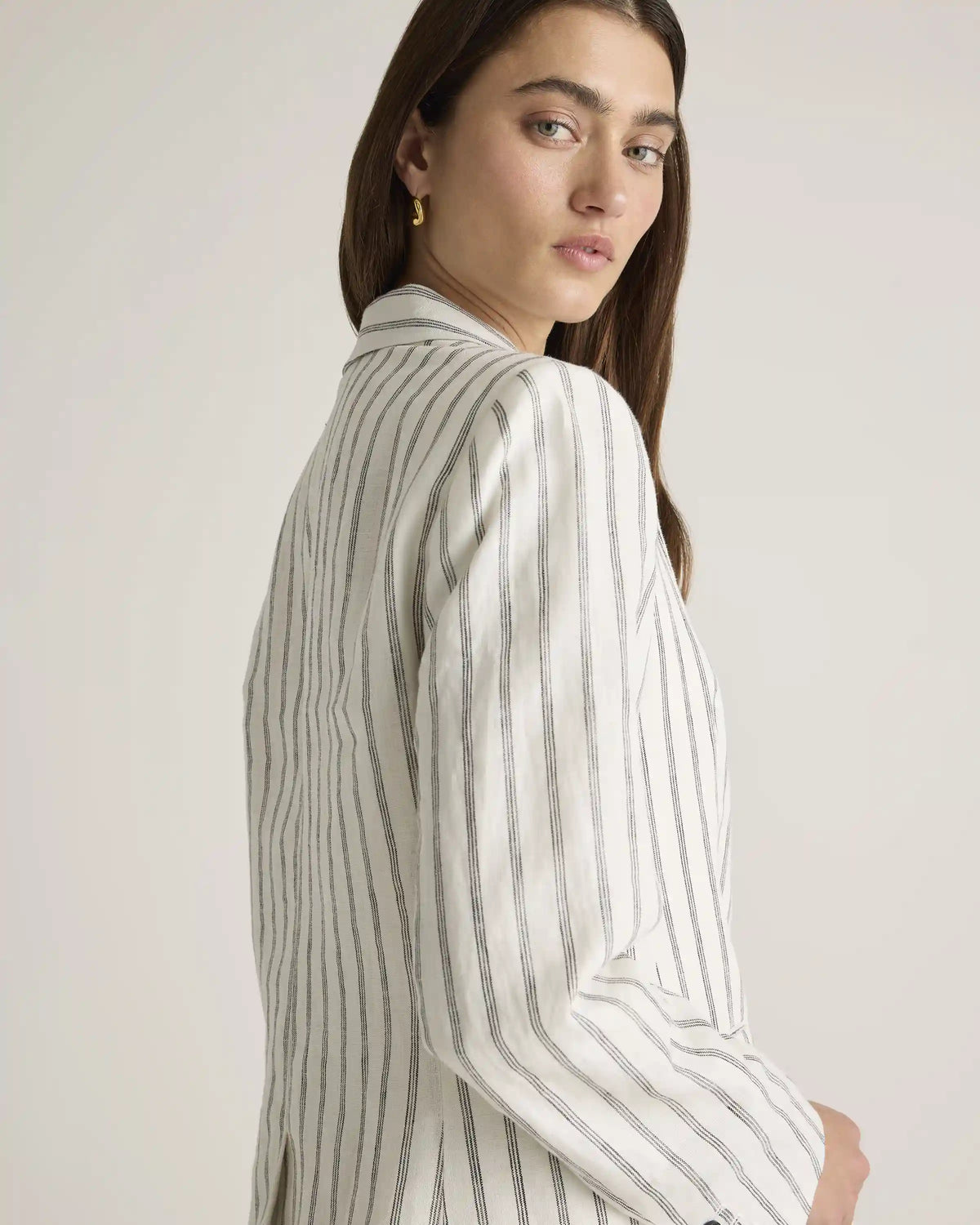 100% European Linen Structured Blazer