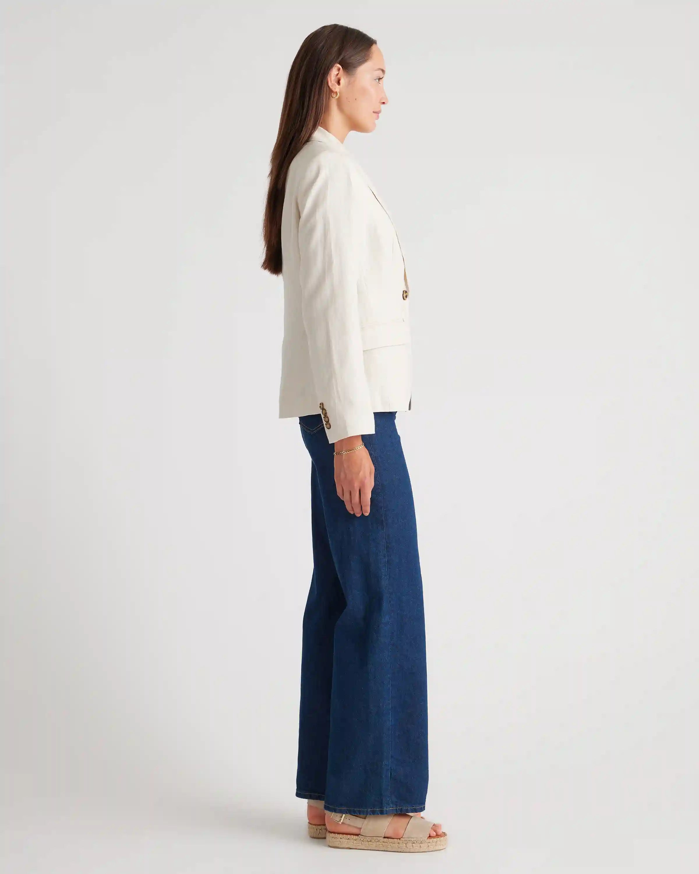100% European Linen Structured Blazer
