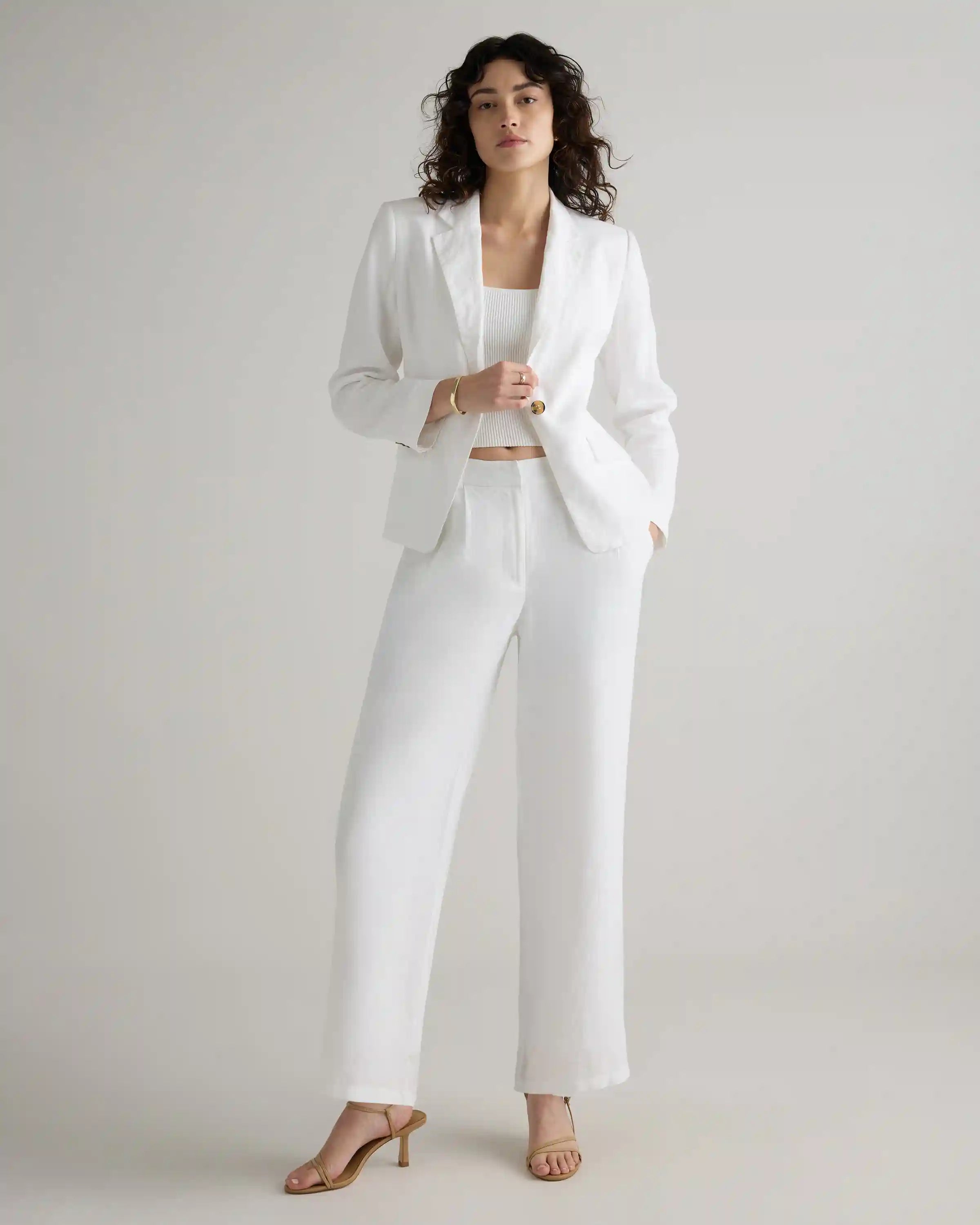 100% European Linen Structured Blazer
