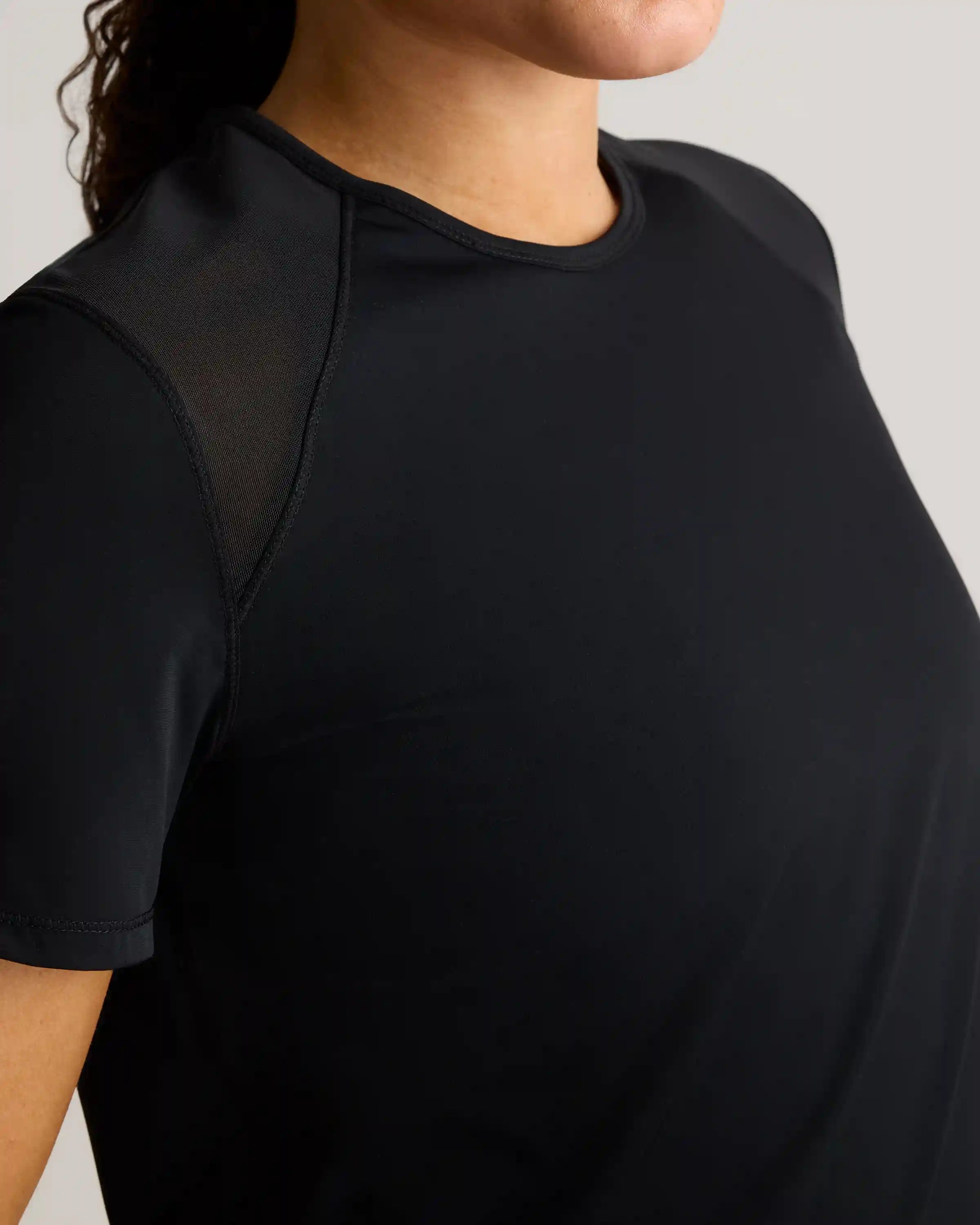 Essential Run Tee
