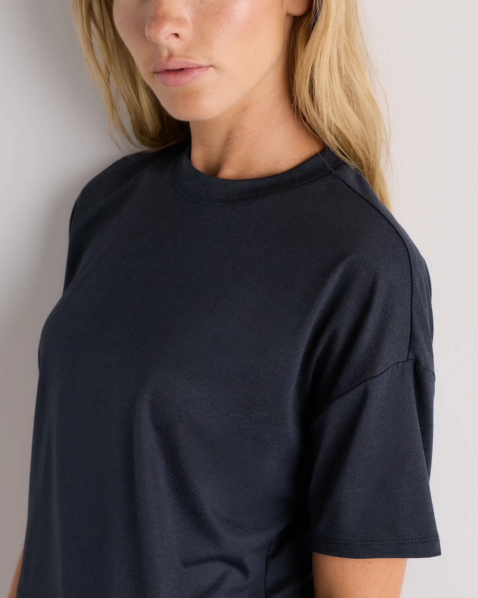 Flowknit Breeze Boxy Cropped Tee