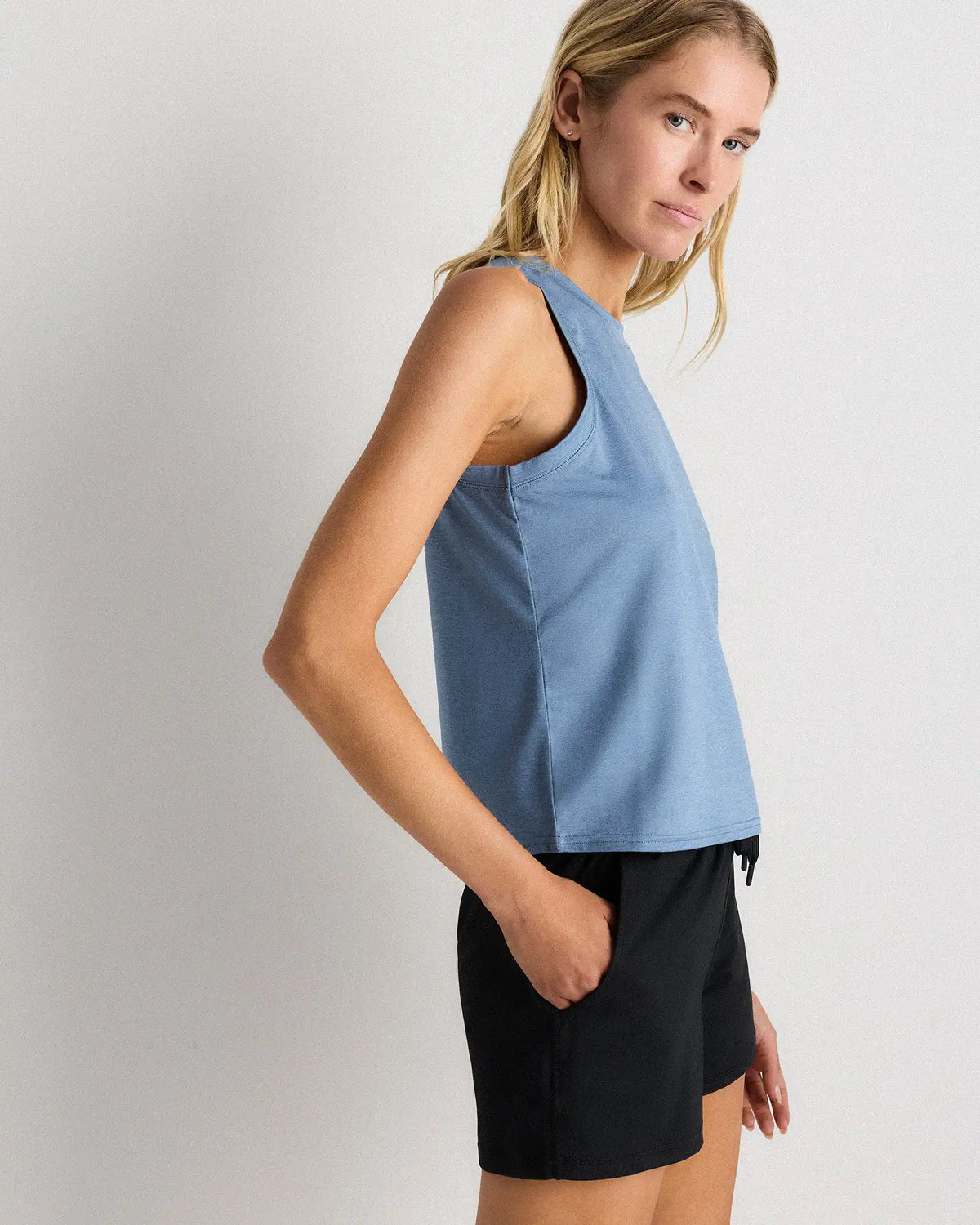 Flowknit Breeze High-Neck Tank
