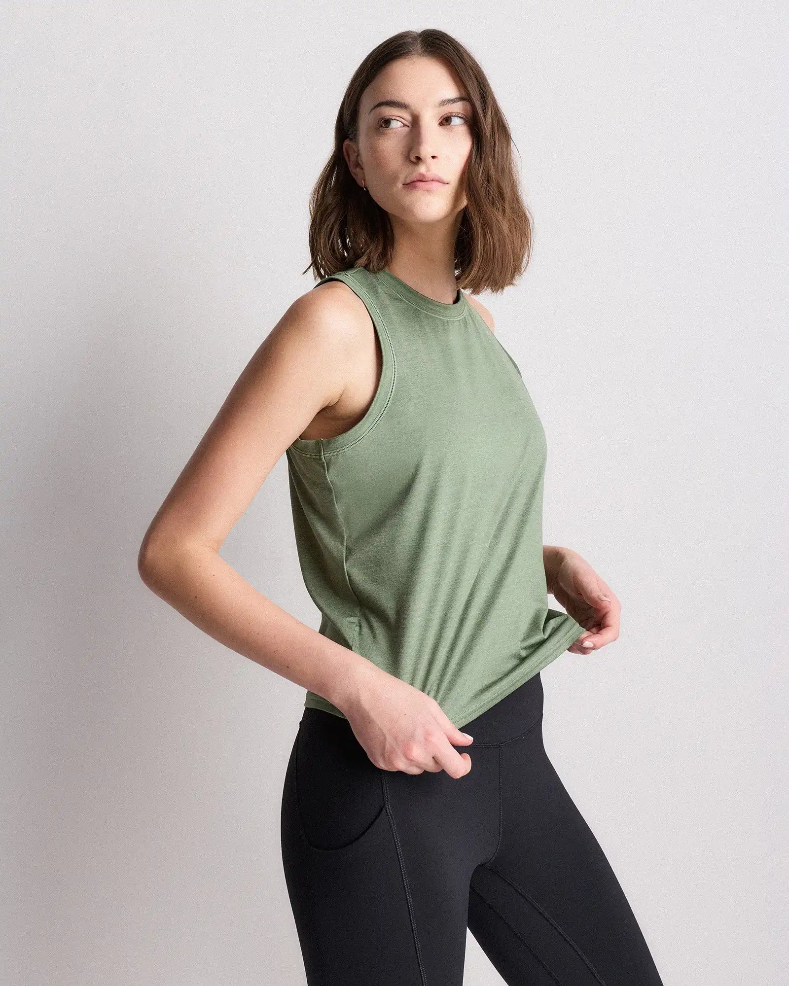 Flowknit Breeze High-Neck Tank