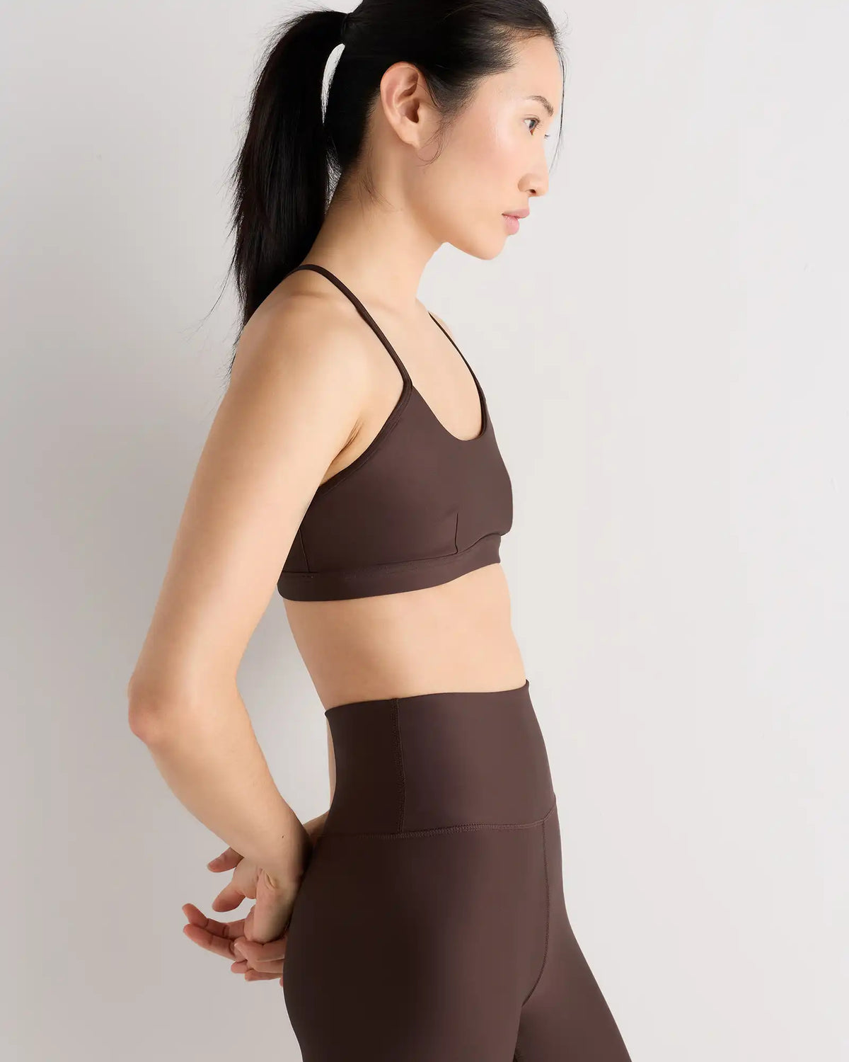 Satin-Sculpt Cross Back Adjustable Sports Bra
