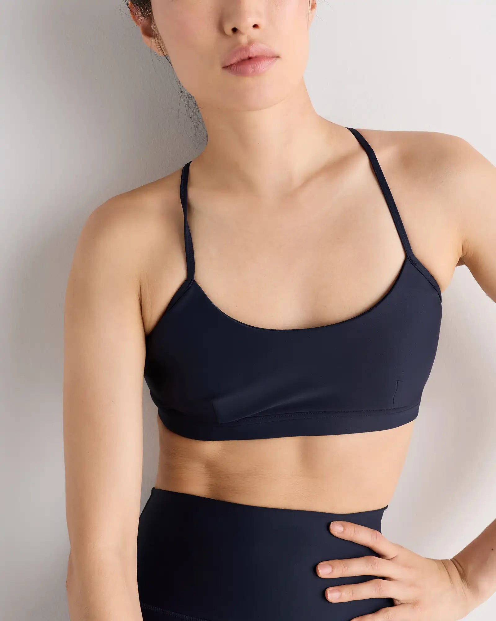 Satin-Sculpt Cross Back Adjustable Sports Bra