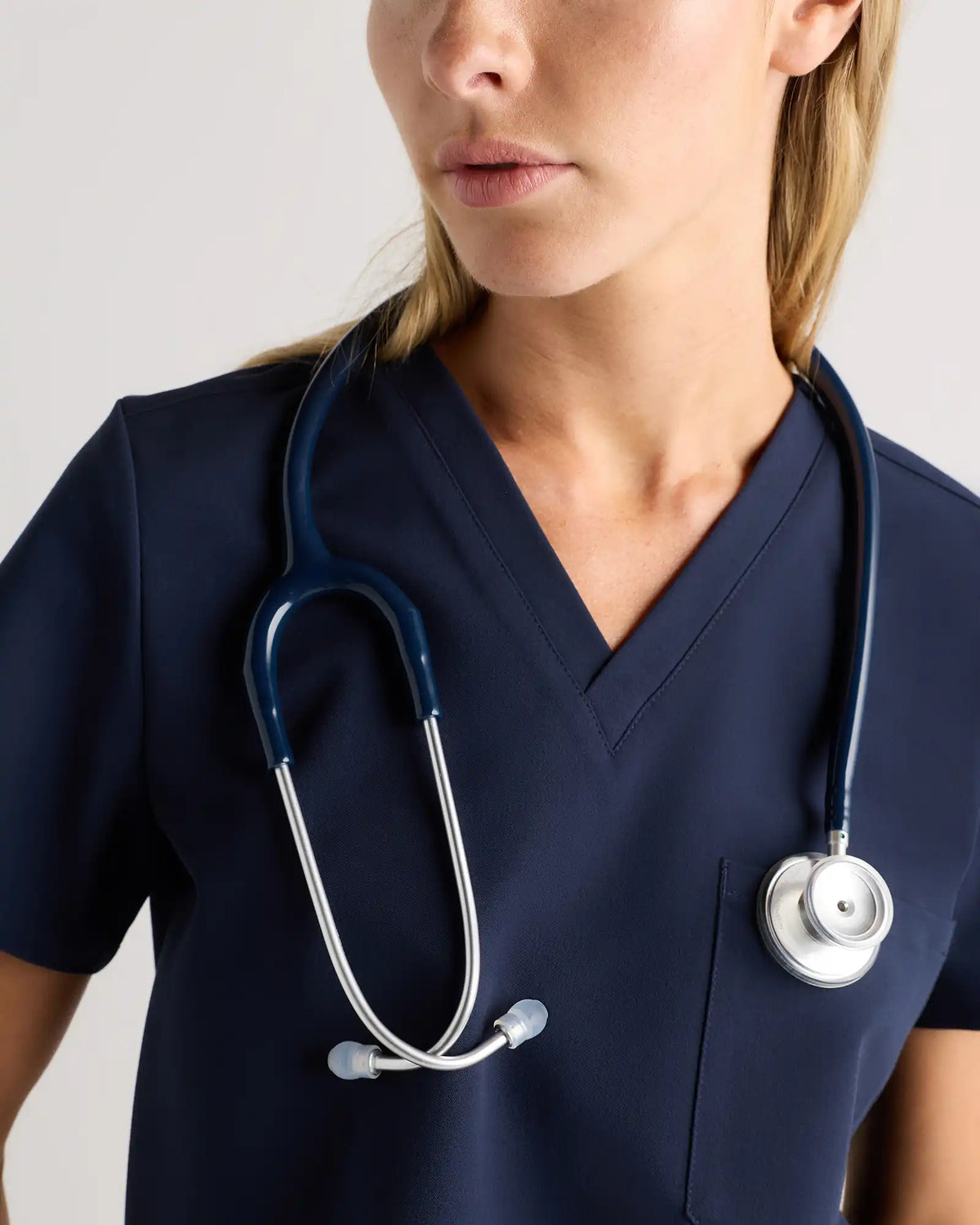 AeraFlex 1-Pocket Scrub Top