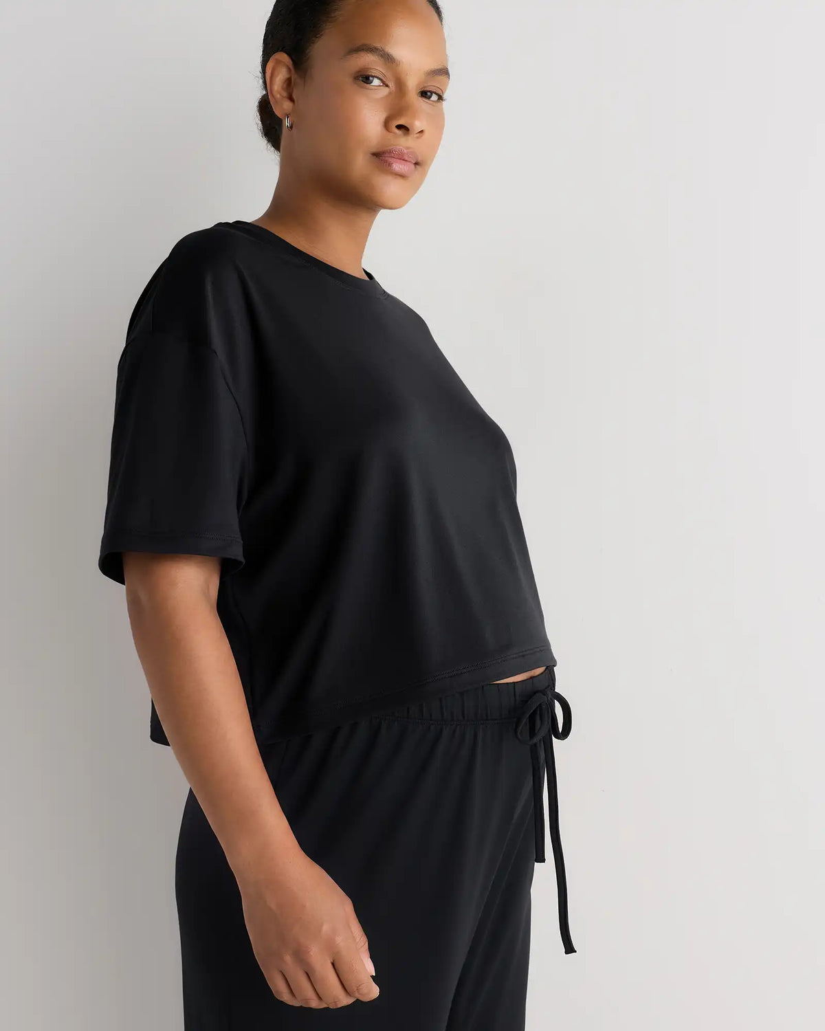 Smooth Stretch Maternity Cropped Lounge Tee
