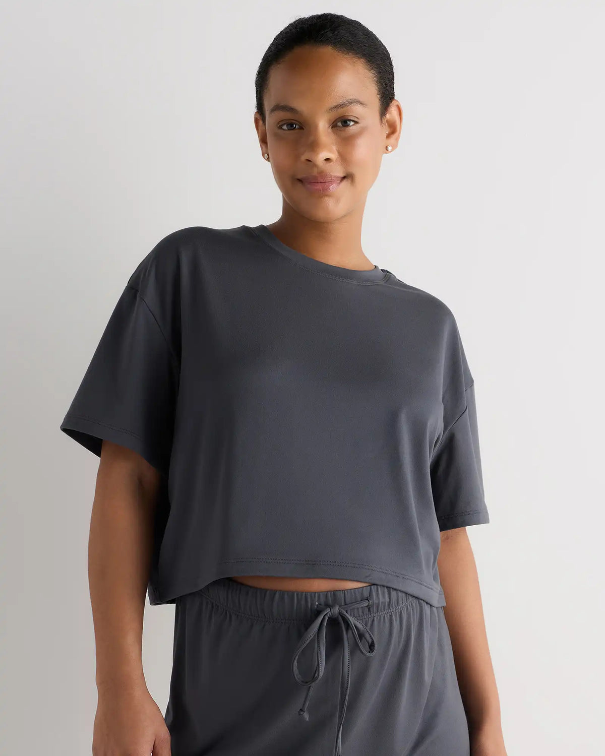 Smooth Stretch Maternity Cropped Lounge Tee