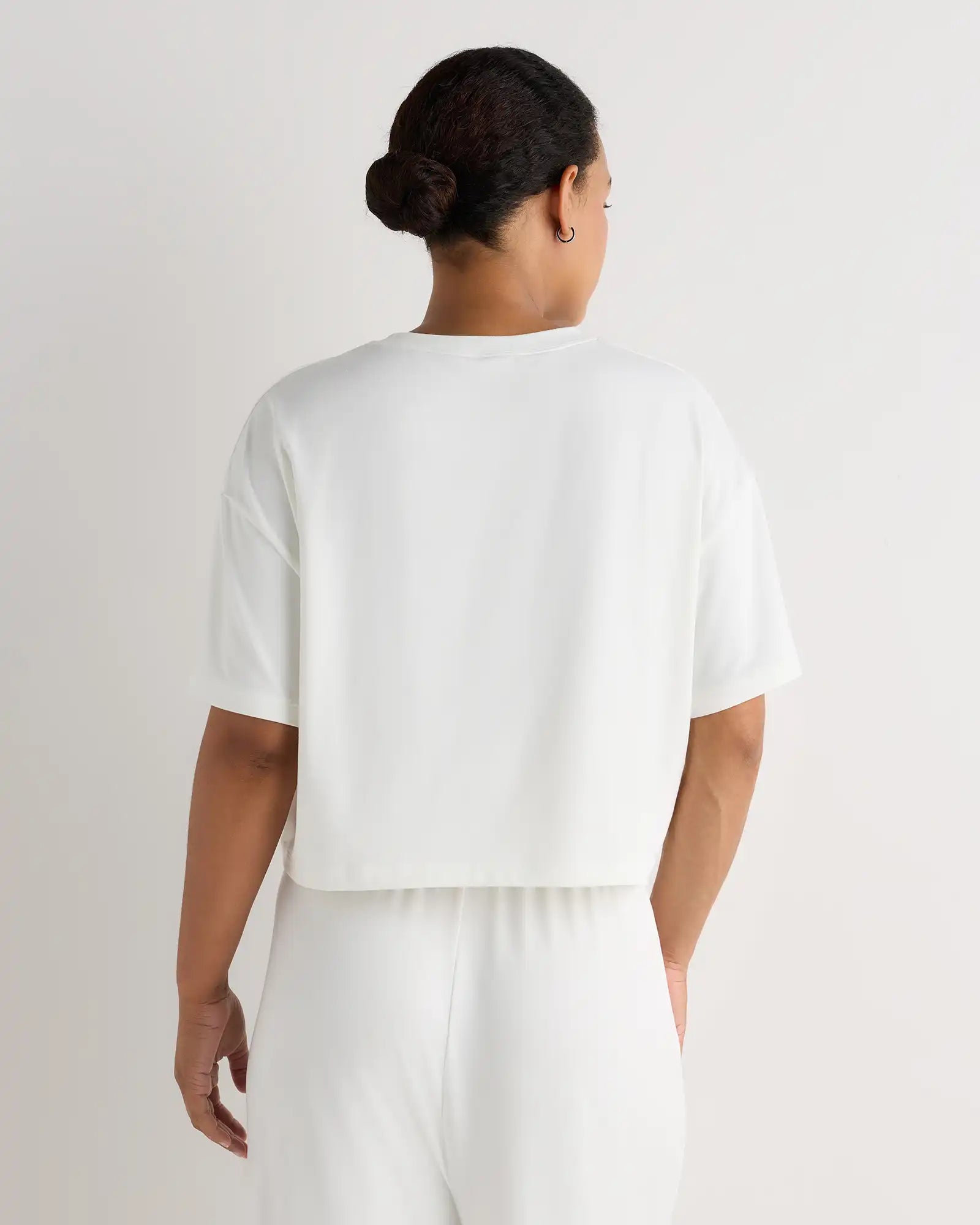 Smooth Stretch Maternity Cropped Lounge Tee