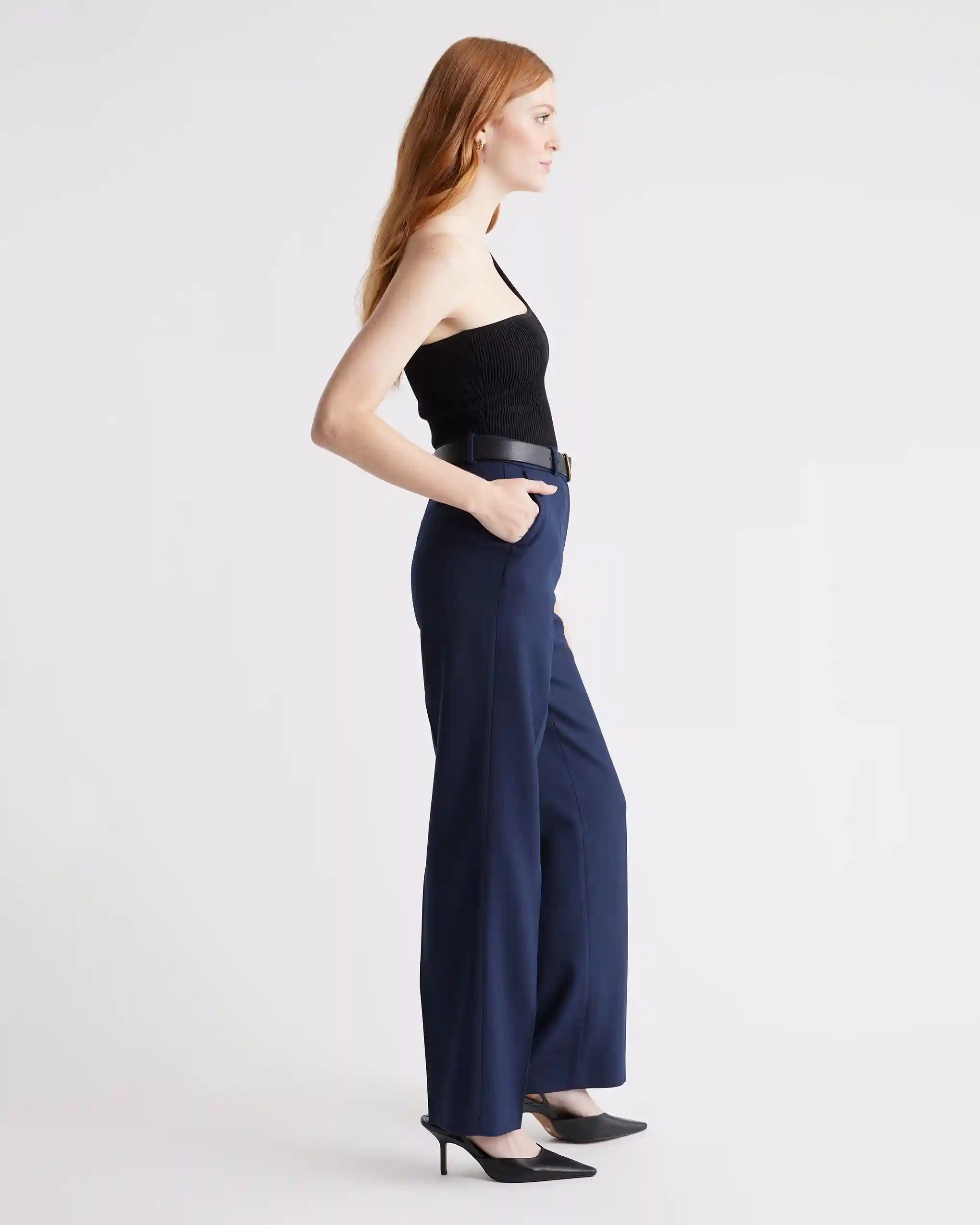 Cropped One Shoulder Ribbed Knit Tank